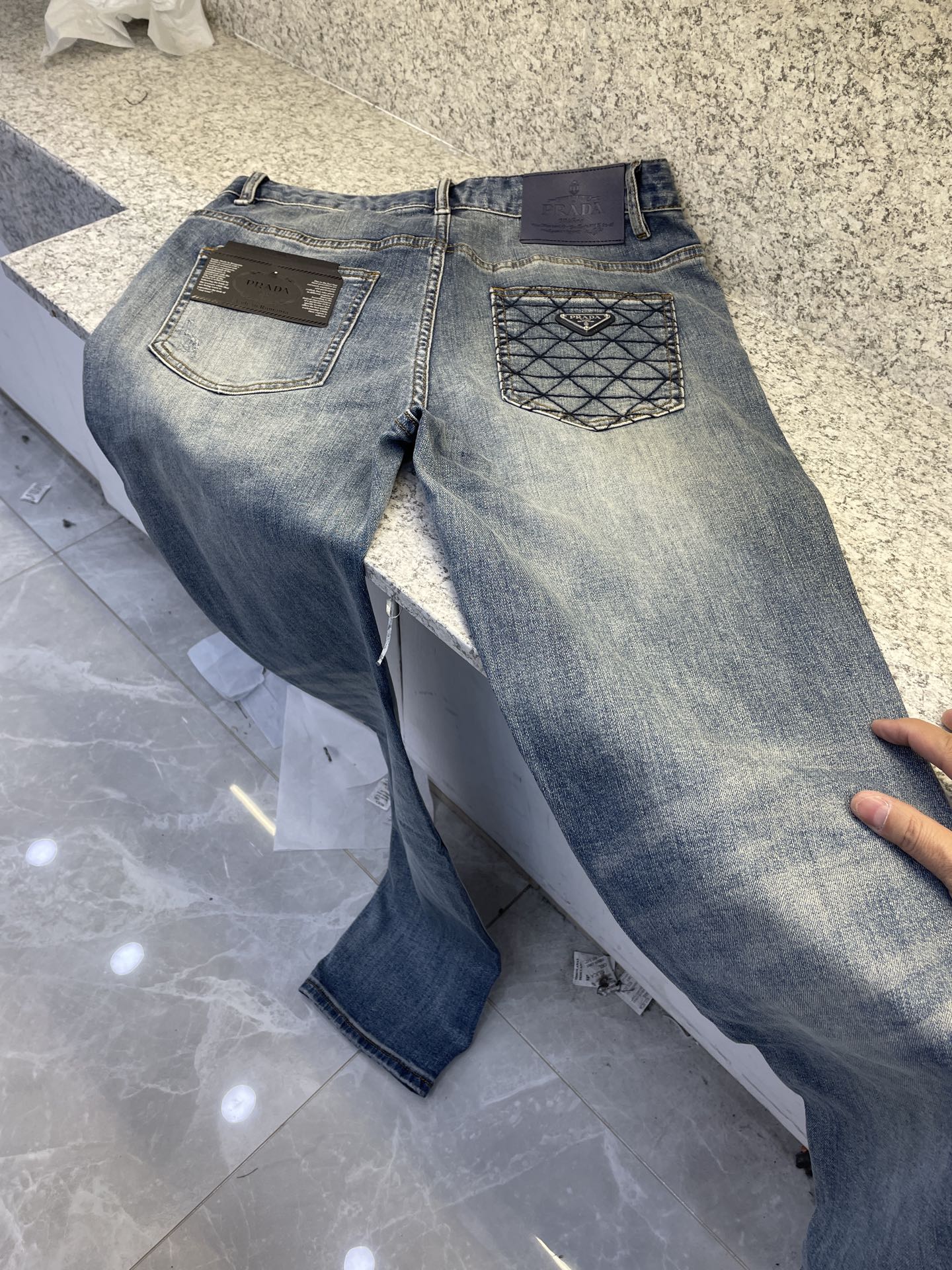 经典完美升级大爆款 版型超好 微修身直简版型👍💯👍