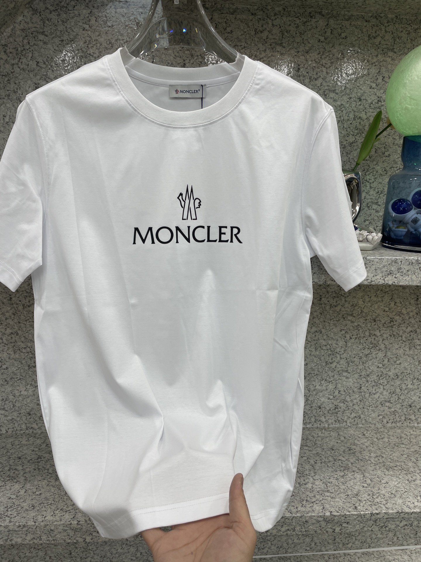 MC盟扣莱🆕W-长绒丝光棉🥰滑溜丝爽 轻肤🕹新品上架🔈春夏首发专柜🆕最新款短袖圆领T恤❗️高端订制 设计