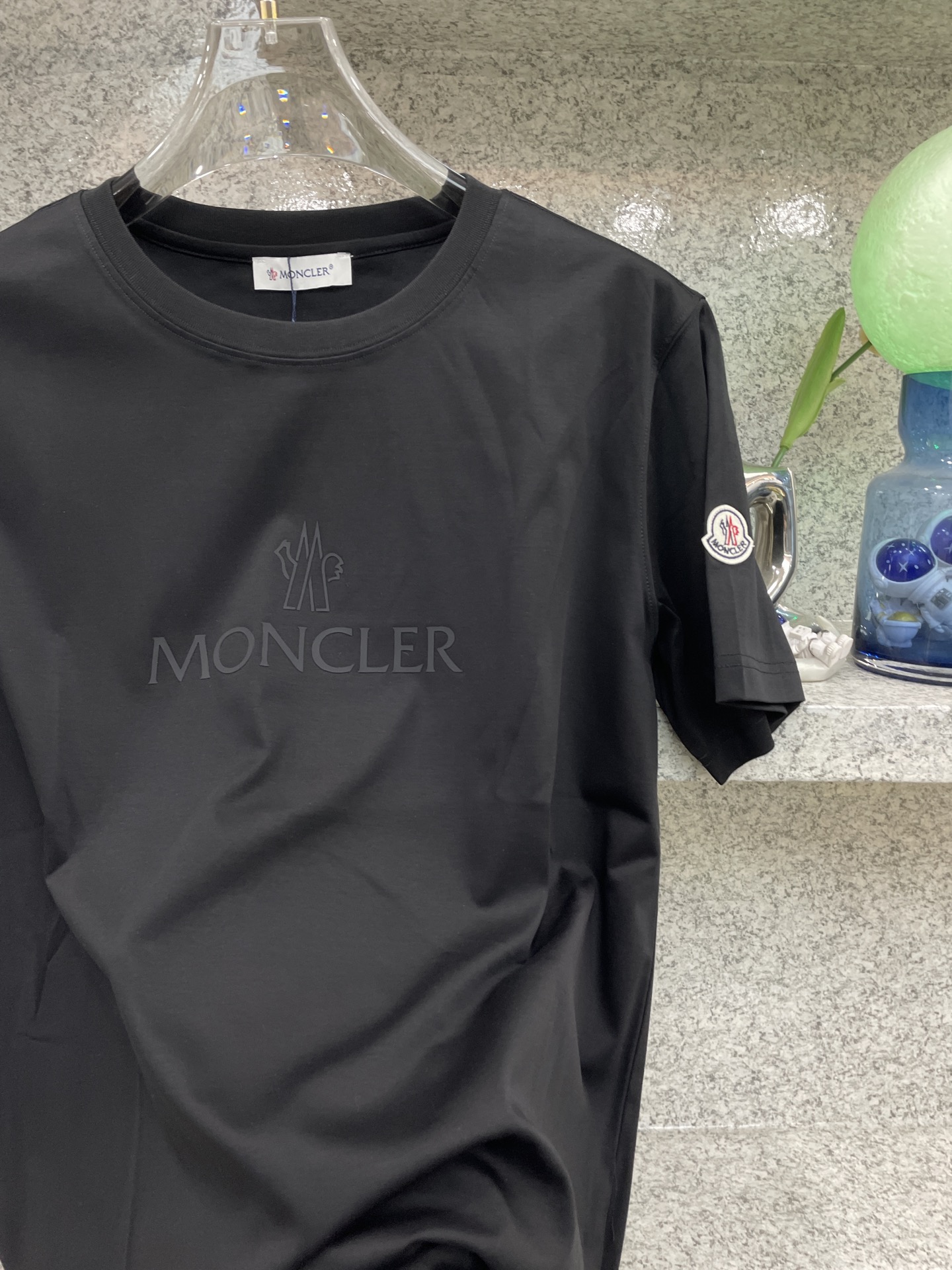 MC盟扣莱🆕W-长绒丝光棉🥰滑溜丝爽 轻肤🕹新品上架🔈春夏首发专柜🆕最新款短袖圆领T恤❗️高端订制 设计