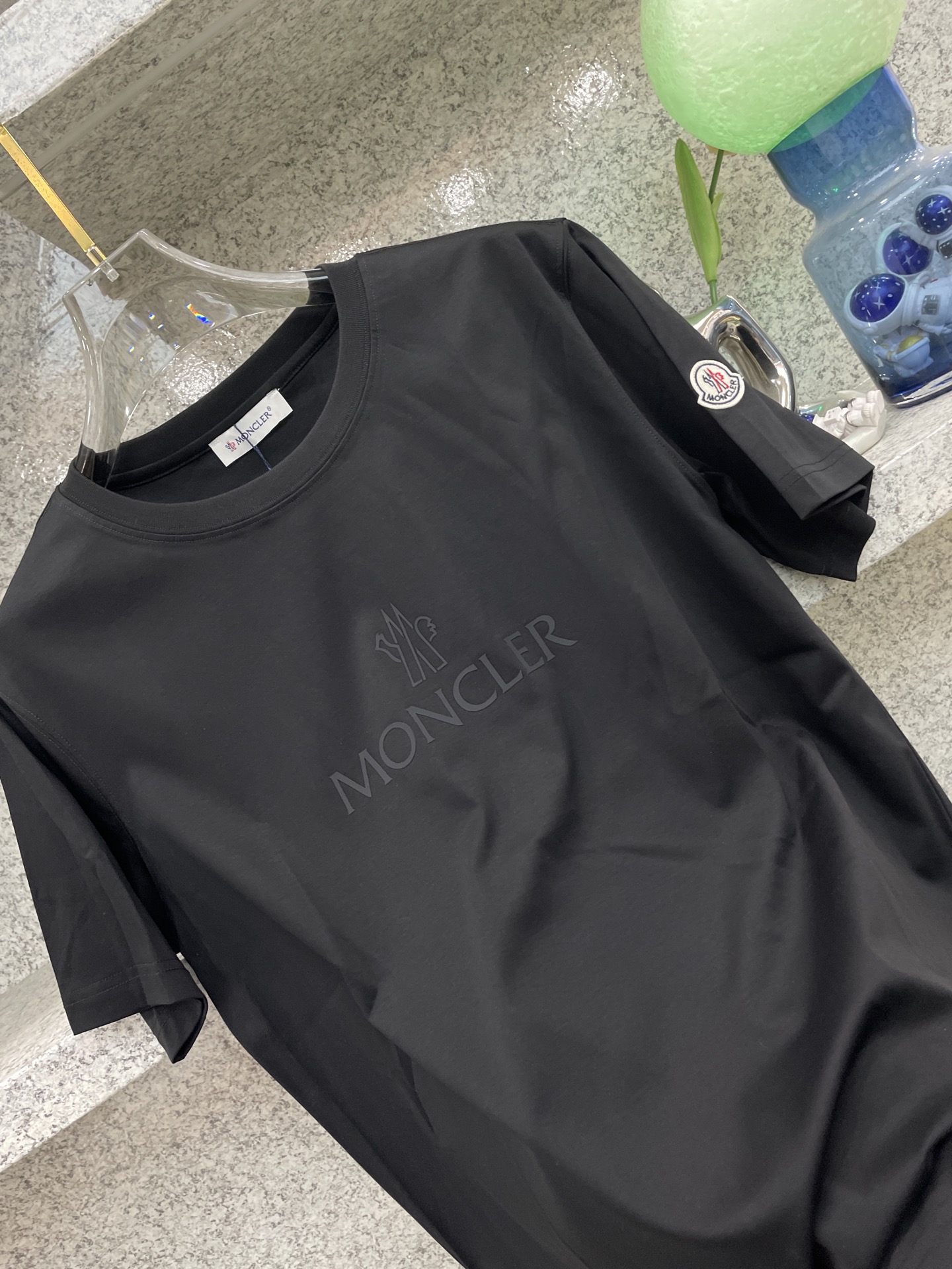 MC盟扣莱🆕W-长绒丝光棉🥰滑溜丝爽 轻肤🕹新品上架🔈春夏首发专柜🆕最新款短袖圆领T恤❗️高端订制 设计