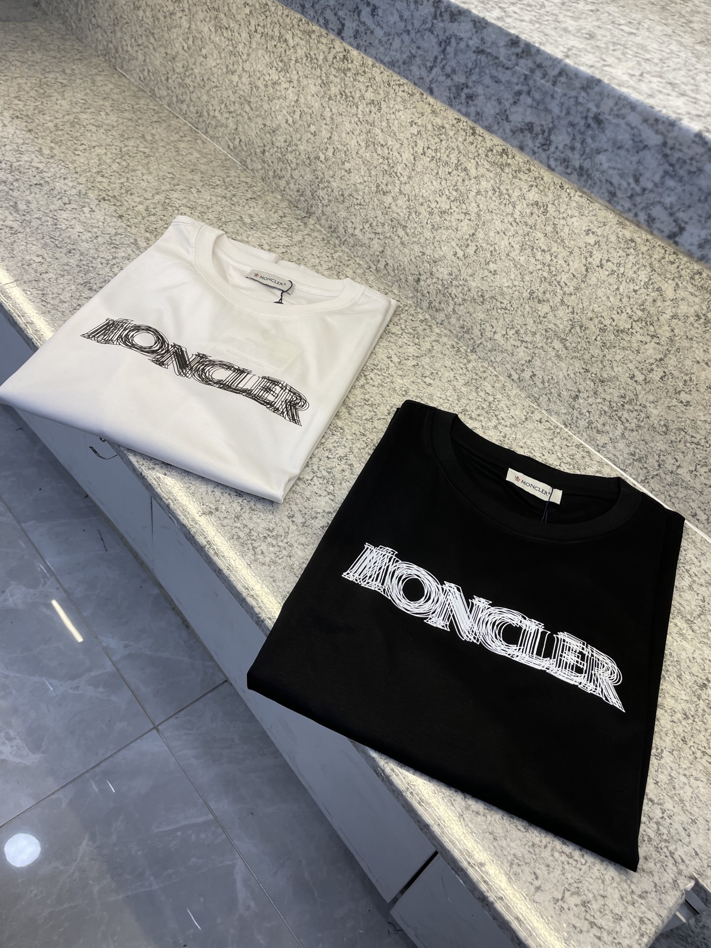 MC盟扣莱🆕W-长绒丝光棉🥰滑溜丝爽 轻肤🕹新品上架🔈春夏首发专柜🆕最新款短袖圆领T恤❗️高端订制 设计