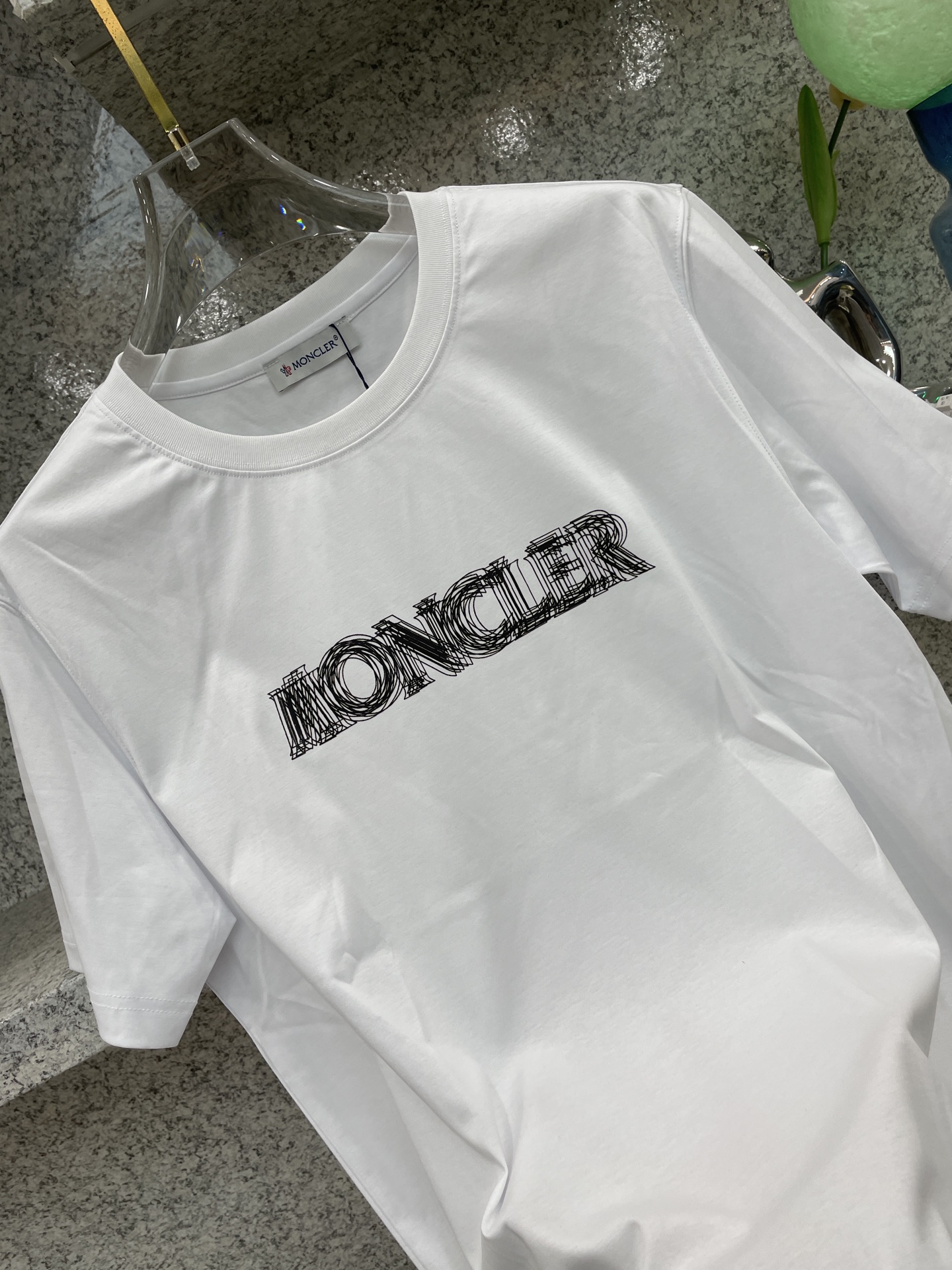 MC盟扣莱🆕W-长绒丝光棉🥰滑溜丝爽 轻肤🕹新品上架🔈春夏首发专柜🆕最新款短袖圆领T恤❗️高端订制 设计