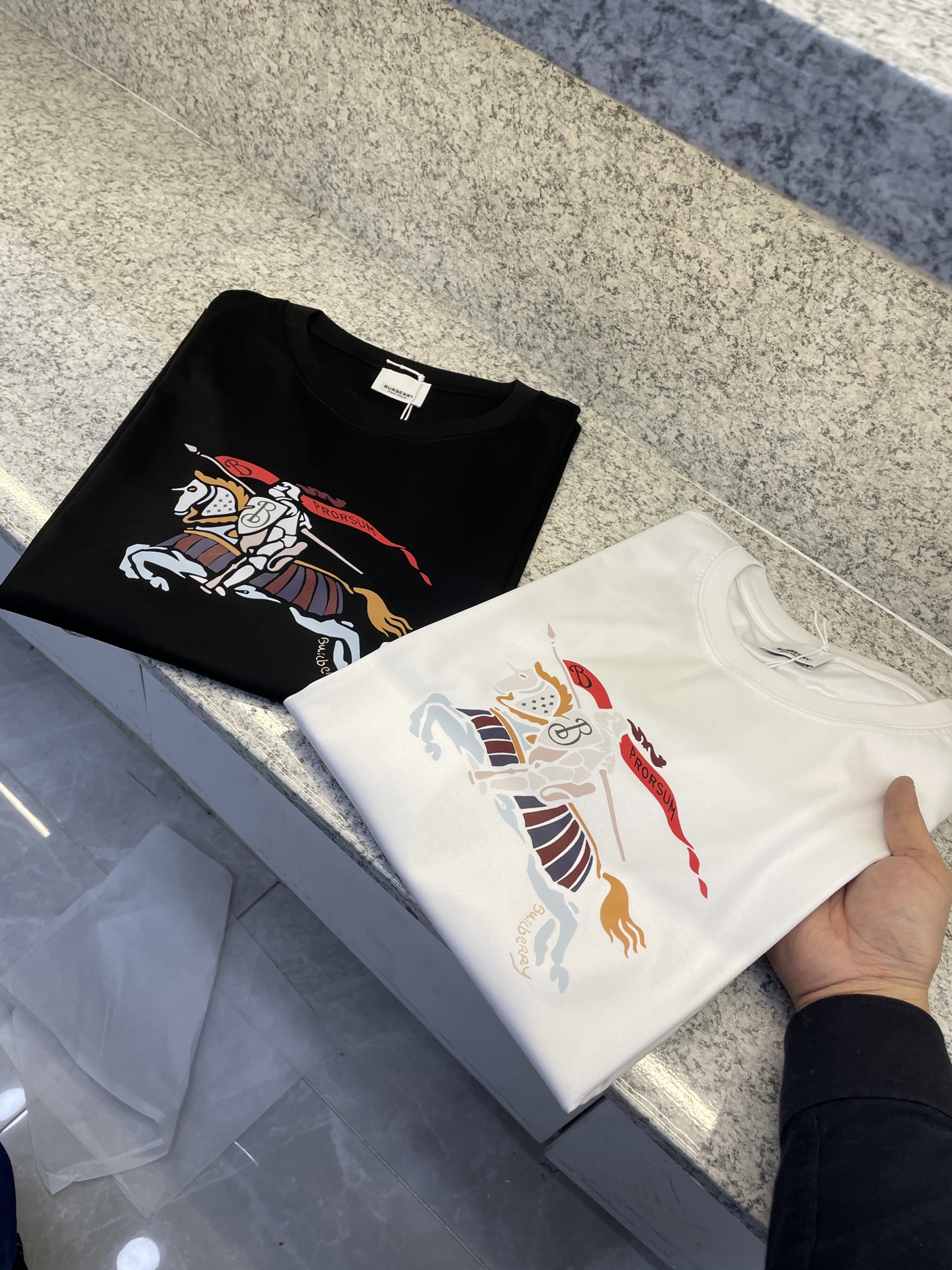 . 627440_250 627440_250 627440_250 627440_250