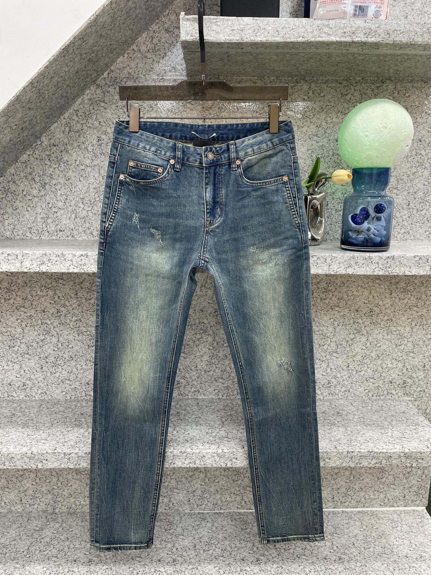 YSL 圣罗兰😘春夏26👖新品牛仔裤 四季穿😍进口订制面料🆕柔软亲肤面料 颜色超级漂亮 奢华独家五金战马