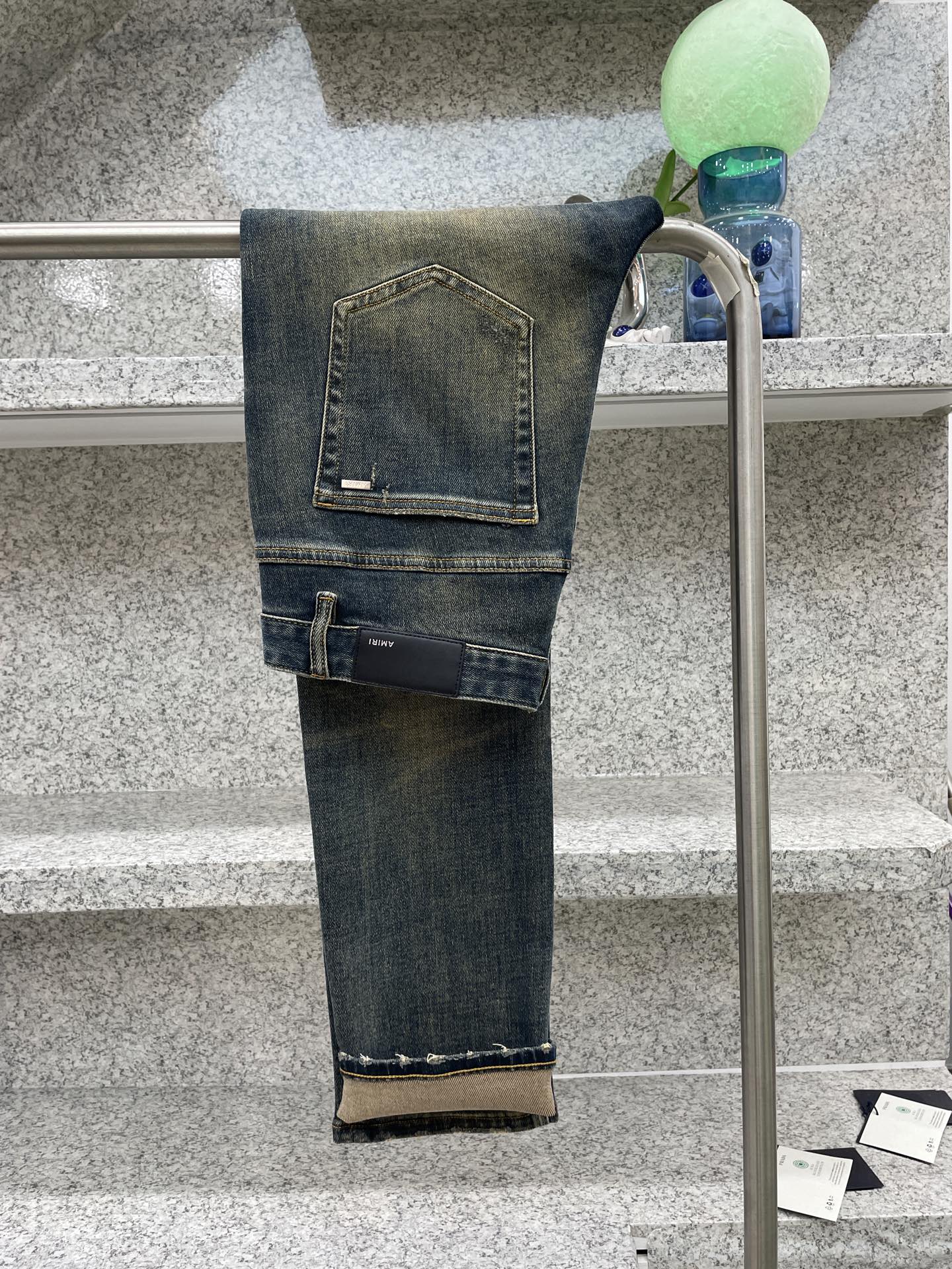 AMIRI 艾米利🔈红古铜重工洗水✅s官网春款牛仔裤👖四季穿常规弹力面料 柔软亲肤面料 重工定位洗水 专