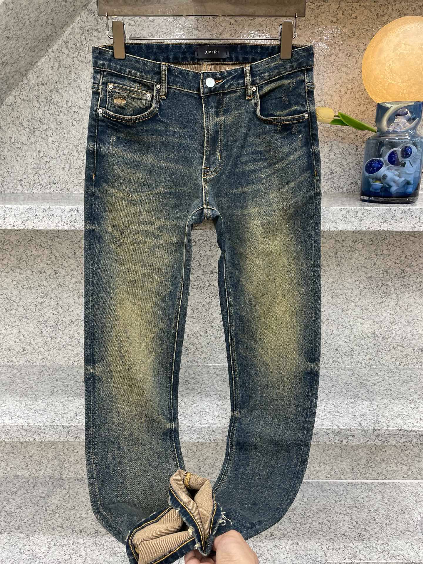 AMIRI 艾米利🔈红古铜重工洗水✅s官网春款牛仔裤👖四季穿常规弹力面料 柔软亲肤面料 重工定位洗水 专