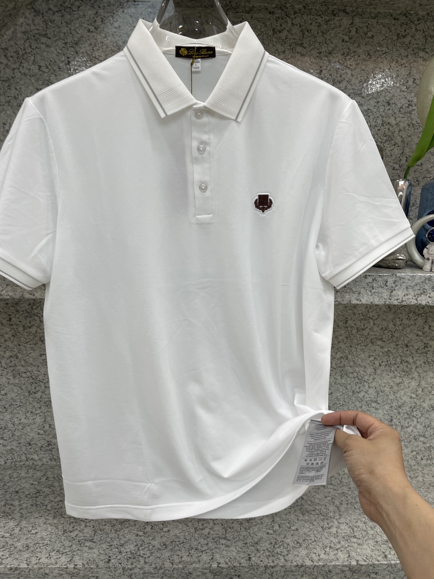 loro Piana.诺悠翩雅 经典基础款Polo🔈永不过时的绅士格调✨三色随心选，细腻亲肤面料，胸口精