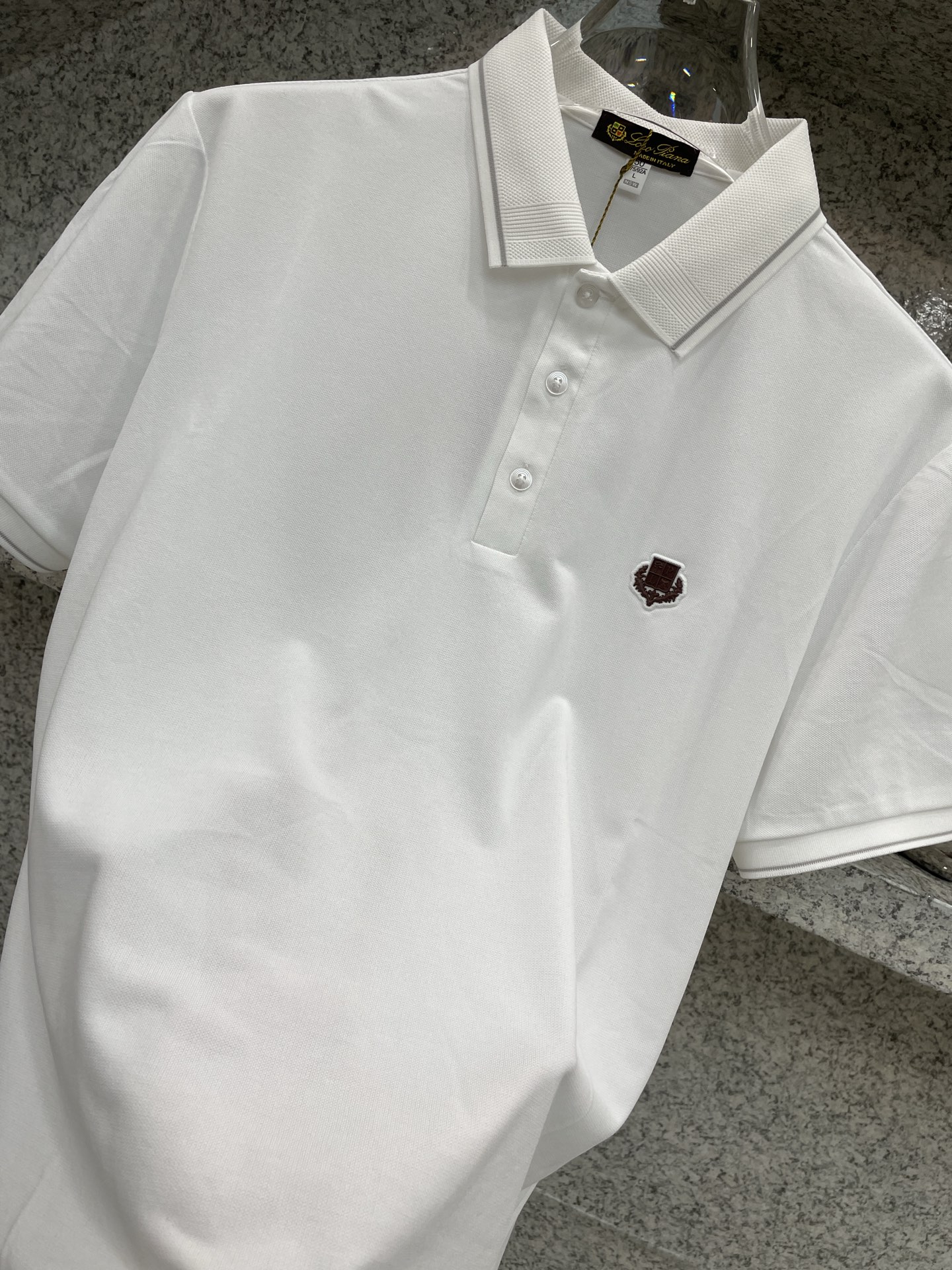 loro Piana.诺悠翩雅 经典基础款Polo🔈永不过时的绅士格调✨三色随心选，细腻亲肤面料，胸口精