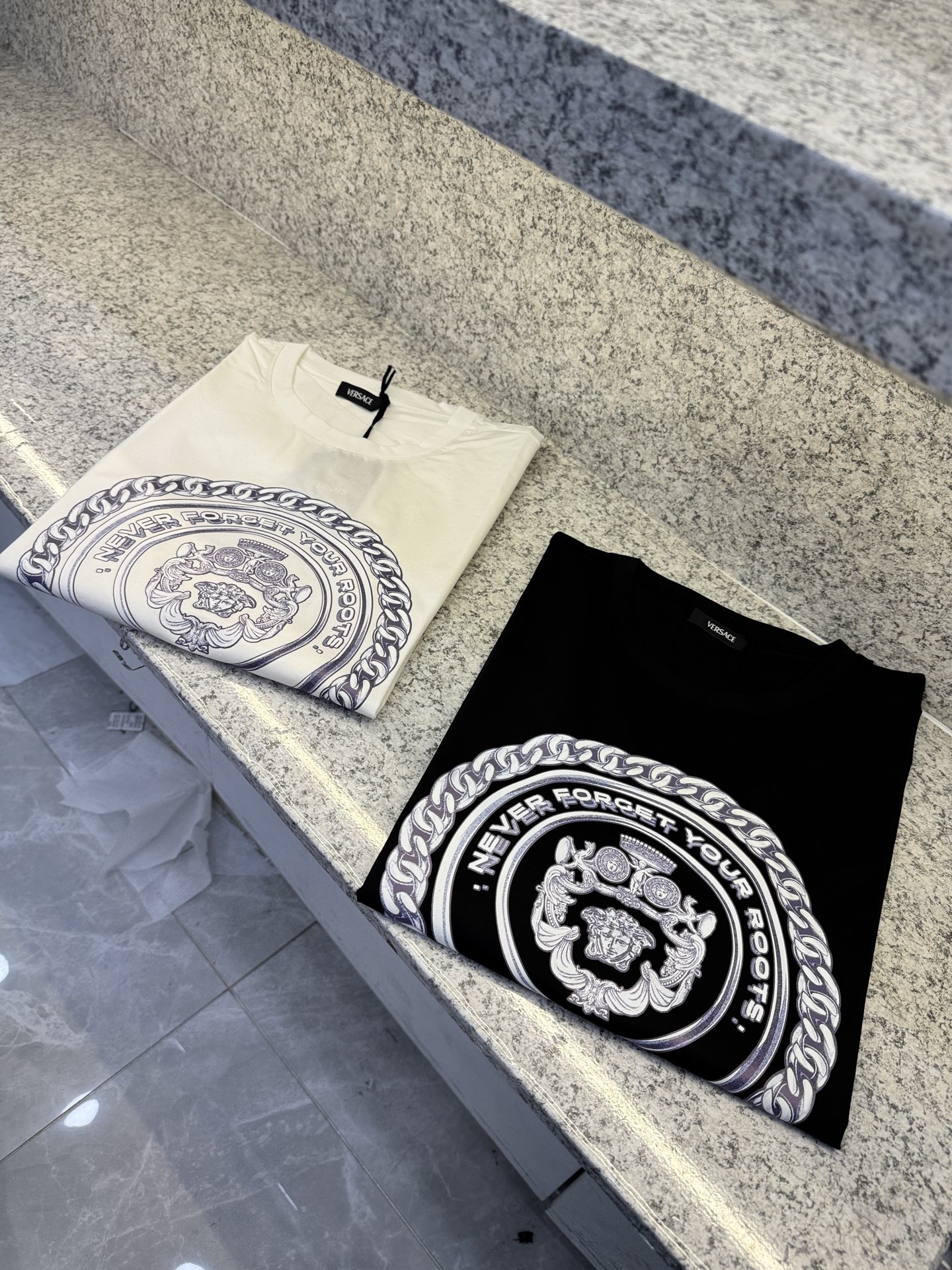 VIERS瓦萨2️⃣6️⃣新品专柜代购臻选高版本质地🅰️级 🔈6夏季🆕专柜最新款圆领短袖 高端订制 设计
