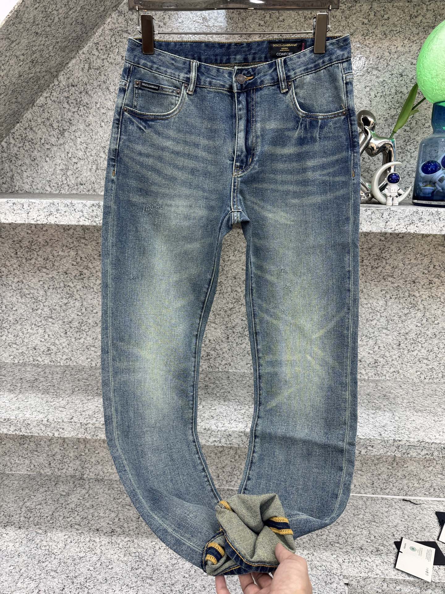 𝘿𝙊𝙇𝘾𝙀 & 𝙂𝘼𝘽𝘽𝘼𝙉𝘼 重磅爆款 春夏 26新品洗水牛仔裤 浅蓝色官网专柜9000大洋新品热销 