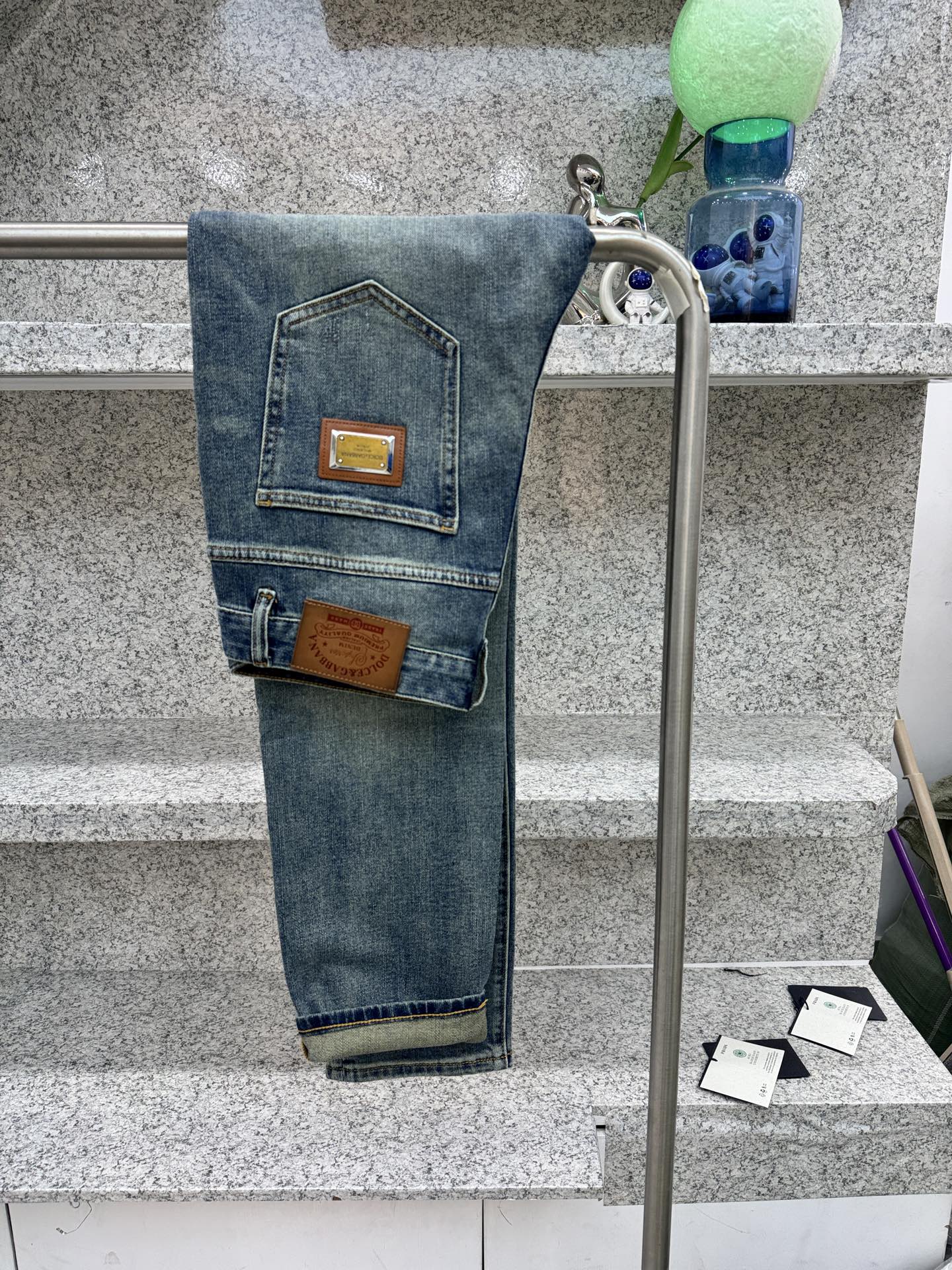 𝘿𝙊𝙇𝘾𝙀 & 𝙂𝘼𝘽𝘽𝘼𝙉𝘼 重磅爆款 春夏 26新品洗水牛仔裤 浅蓝色官网专柜9000大洋新品热销 
