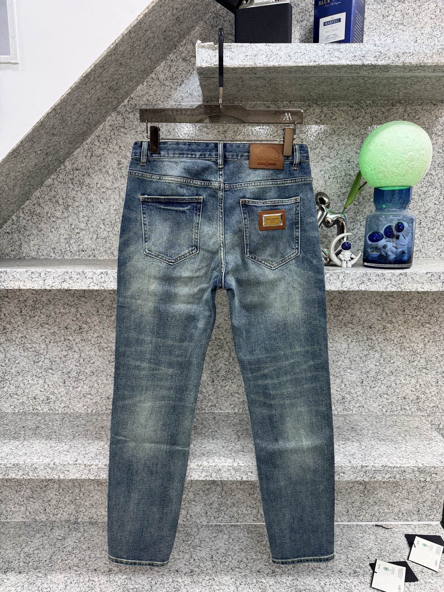 𝘿𝙊𝙇𝘾𝙀 & 𝙂𝘼𝘽𝘽𝘼𝙉𝘼 重磅爆款 春夏 26新品洗水牛仔裤 浅蓝色官网专柜9000大洋新品热销 