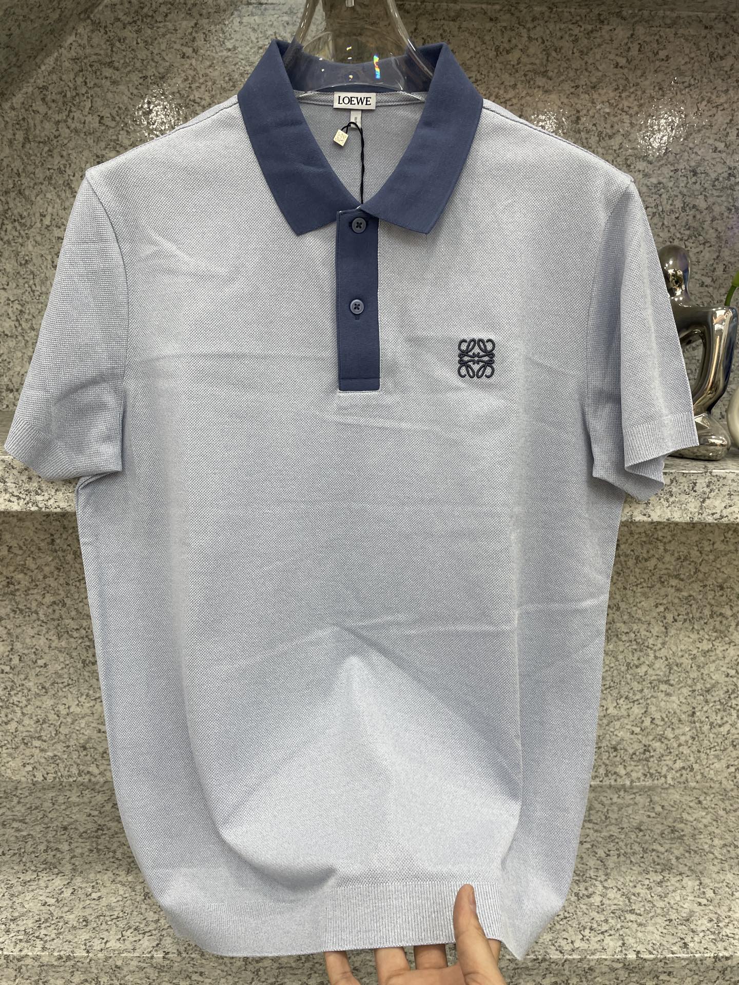 LOEWE罗家高端 🆕D冬Polo🔈永不过时的绅士格调✨细腻亲肤面料，胸口精致刺绣点缀 高级起角订制简约