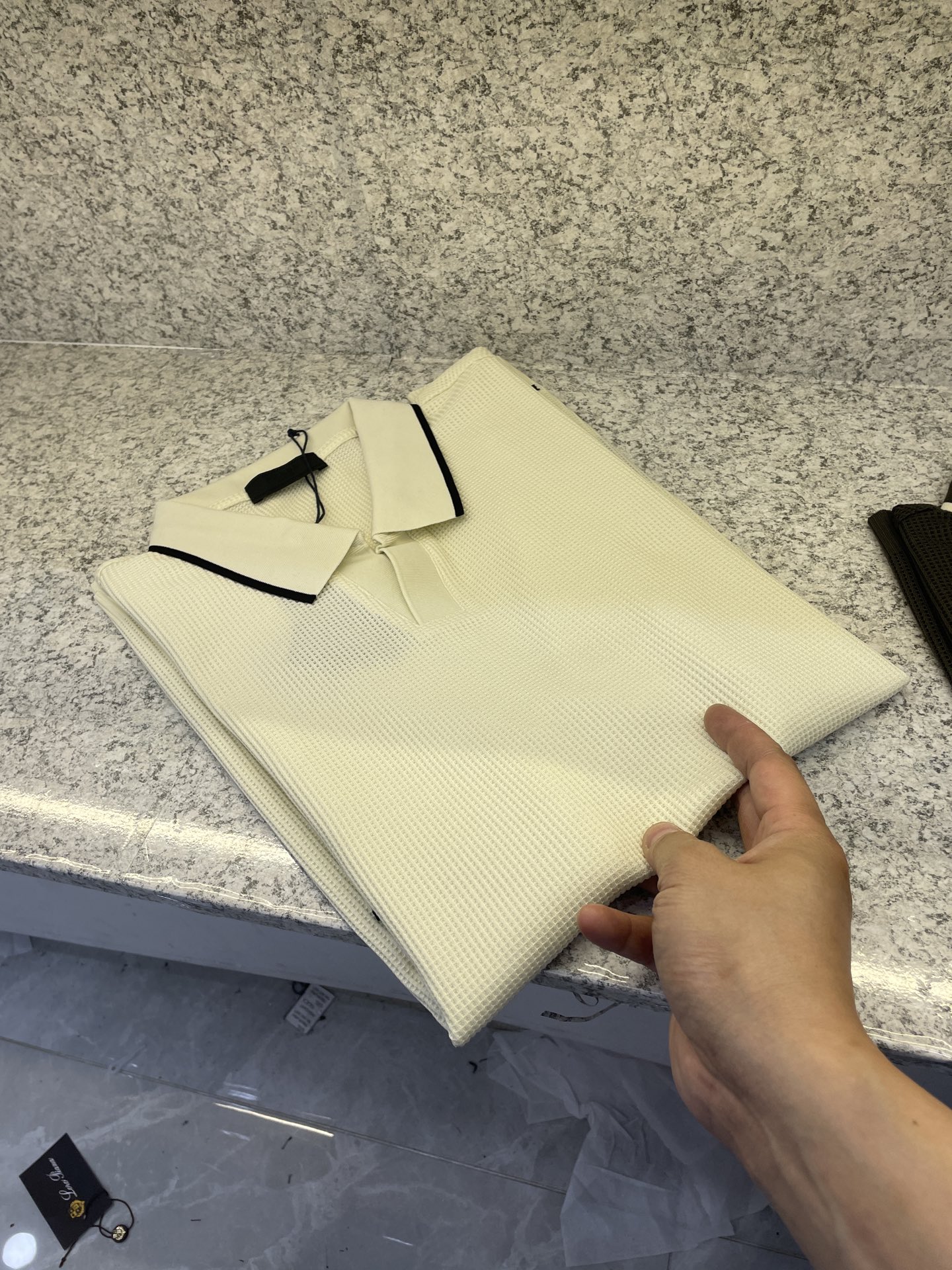 PD普拉哒高端 🆕D冬Polo🔈永不过时的绅士格调✨细腻亲肤面料，胸口精致刺绣点缀 高级起角订制简约翻领