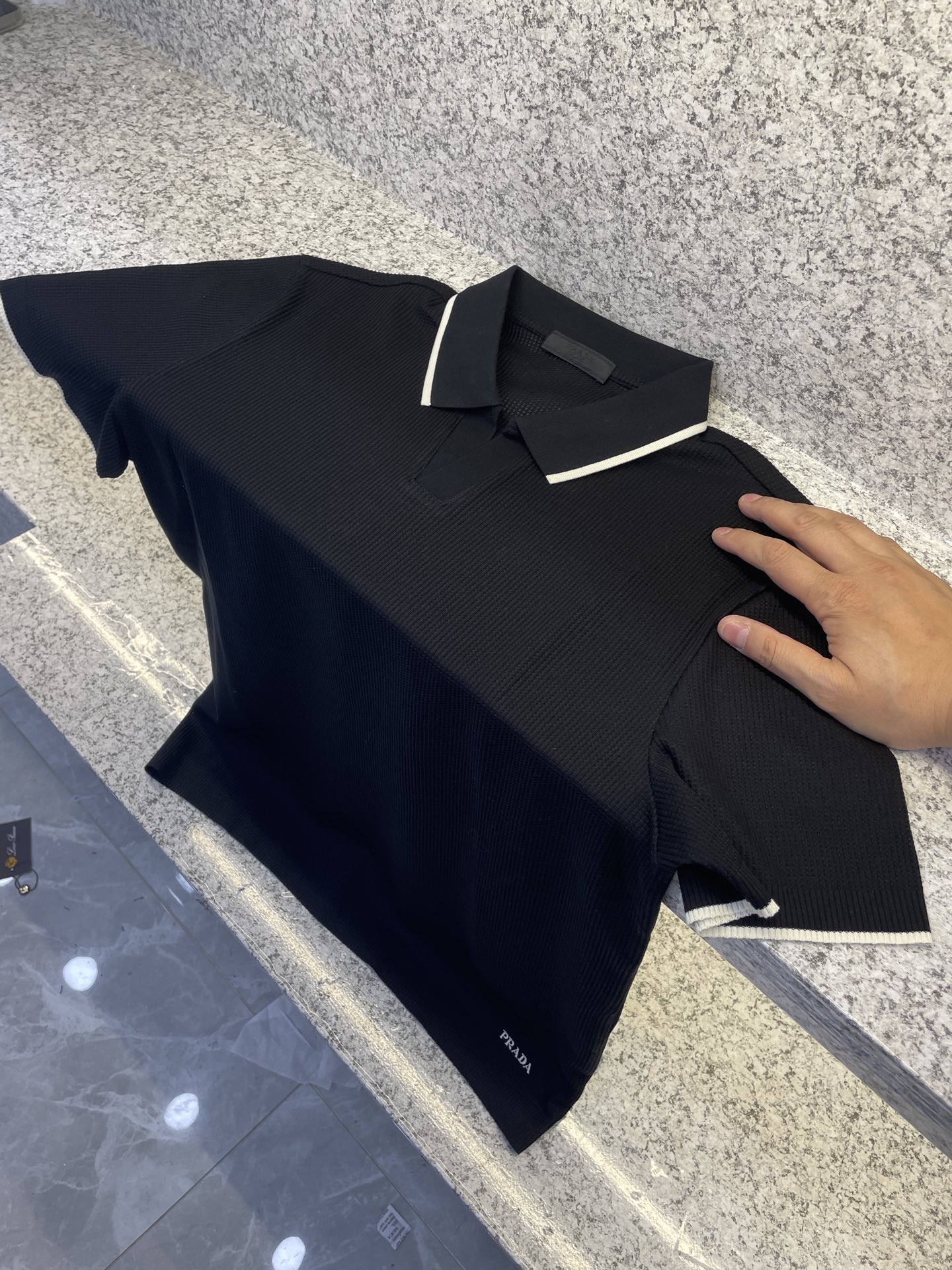 PD普拉哒高端 🆕D冬Polo🔈永不过时的绅士格调✨细腻亲肤面料，胸口精致刺绣点缀 高级起角订制简约翻领