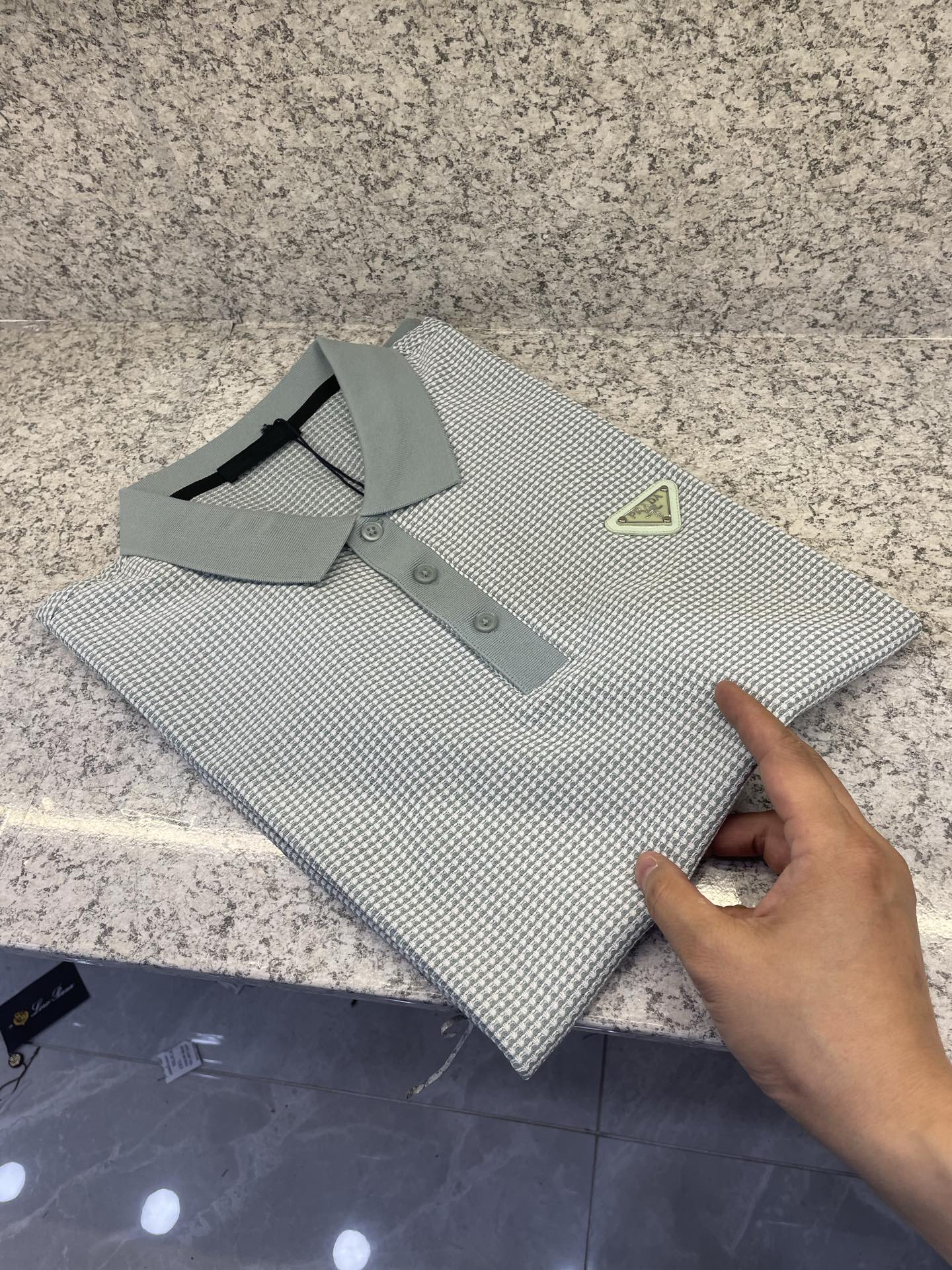 PD普拉哒高端 🆕D冬Polo🔈订制面料 细腻亲肤面料，三角标奢华感设计点缀 高级起角订制简约翻领设计，