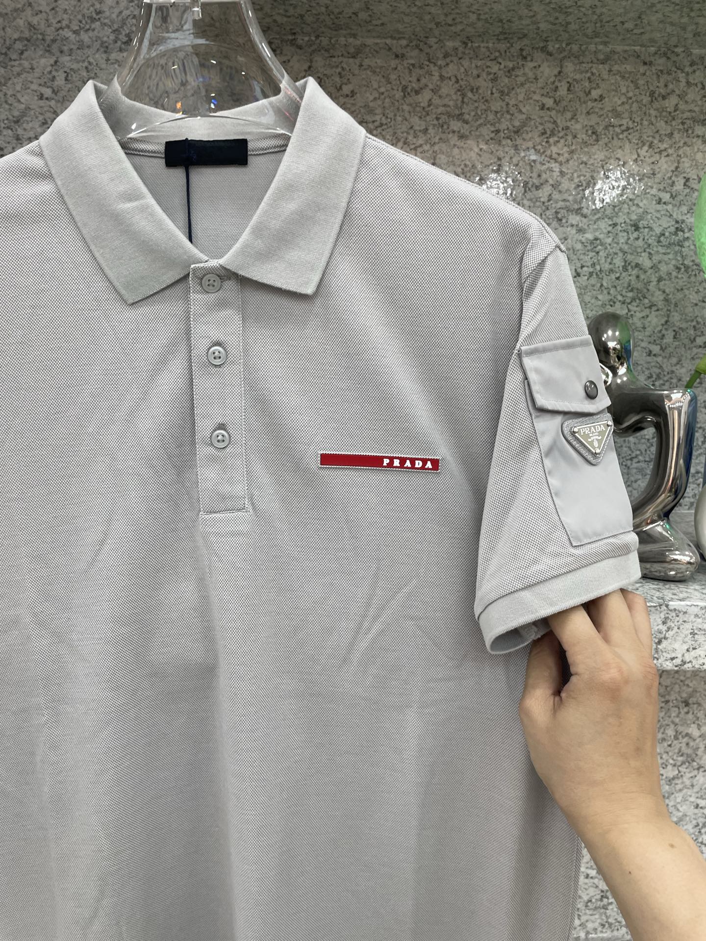 PD普拉哒高端 🆕D冬Polo🔈订制丝光株地面料 细腻亲肤面料，三角标奢华感设计点缀 高级起角订制简约翻