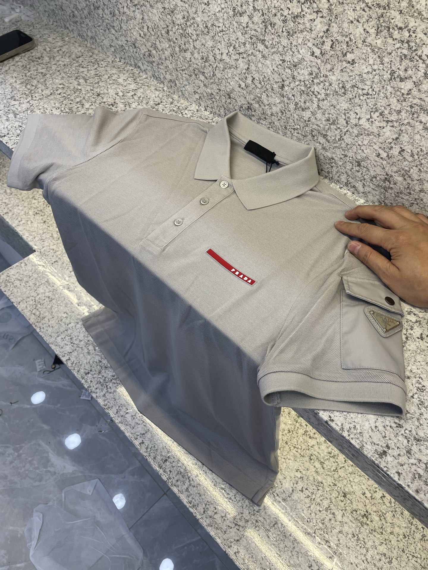 PD普拉哒高端 🆕D冬Polo🔈订制丝光株地面料 细腻亲肤面料，三角标奢华感设计点缀 高级起角订制简约翻