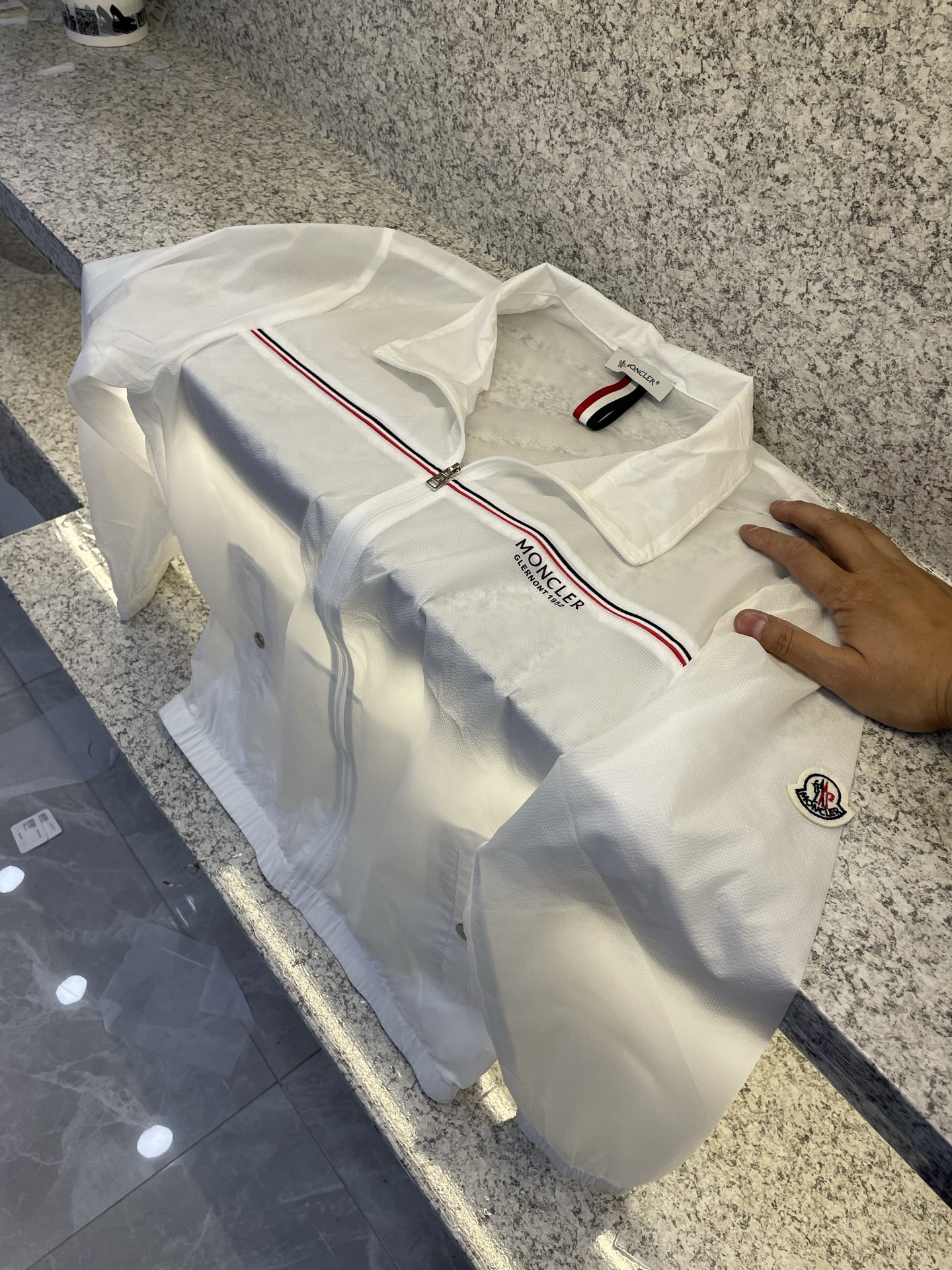 MC盟扣莱 🔈26年春夏新品 休闲防晒服外套，🥰夏日外出旅游必备！能有效的抵挡紫外线，使你的肌肤不会受到