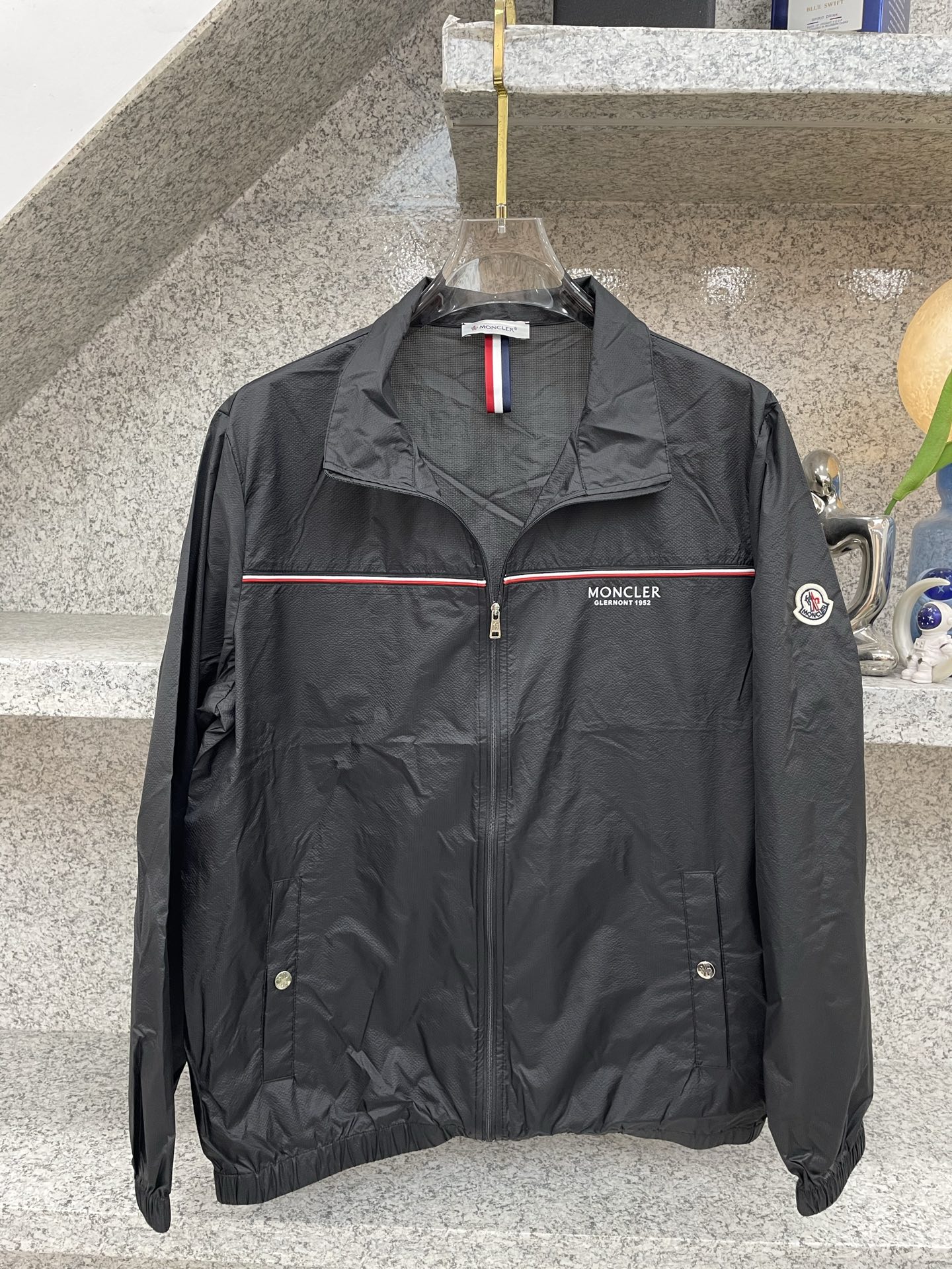 MC盟扣莱 🔈26年春夏新品 休闲防晒服外套，🥰夏日外出旅游必备！能有效的抵挡紫外线，使你的肌肤不会受到