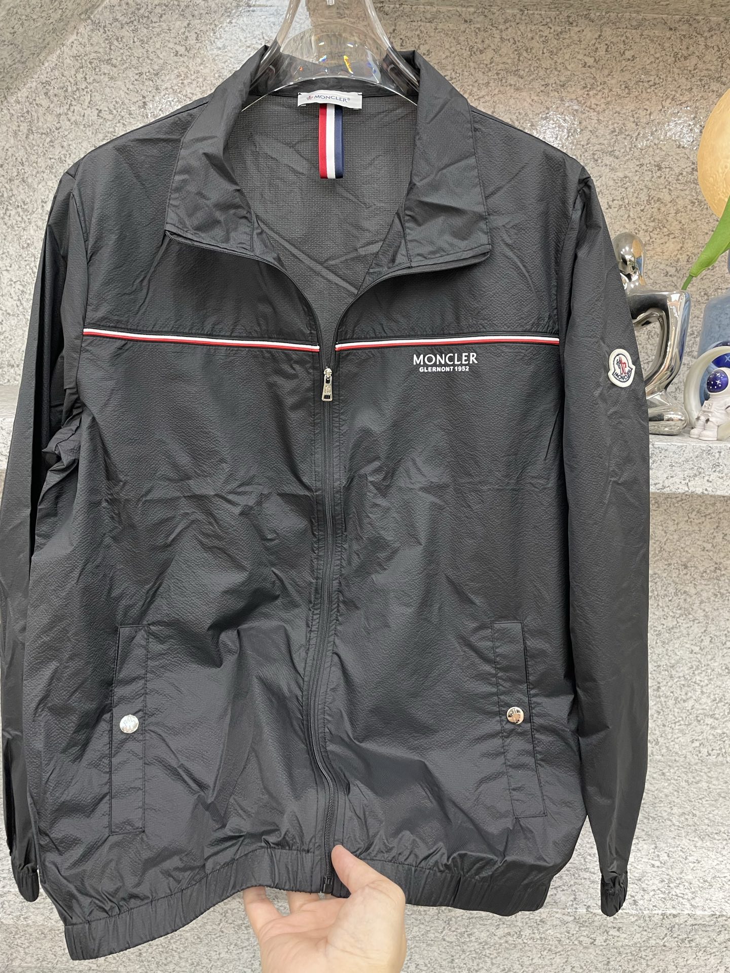 MC盟扣莱 🔈26年春夏新品 休闲防晒服外套，🥰夏日外出旅游必备！能有效的抵挡紫外线，使你的肌肤不会受到