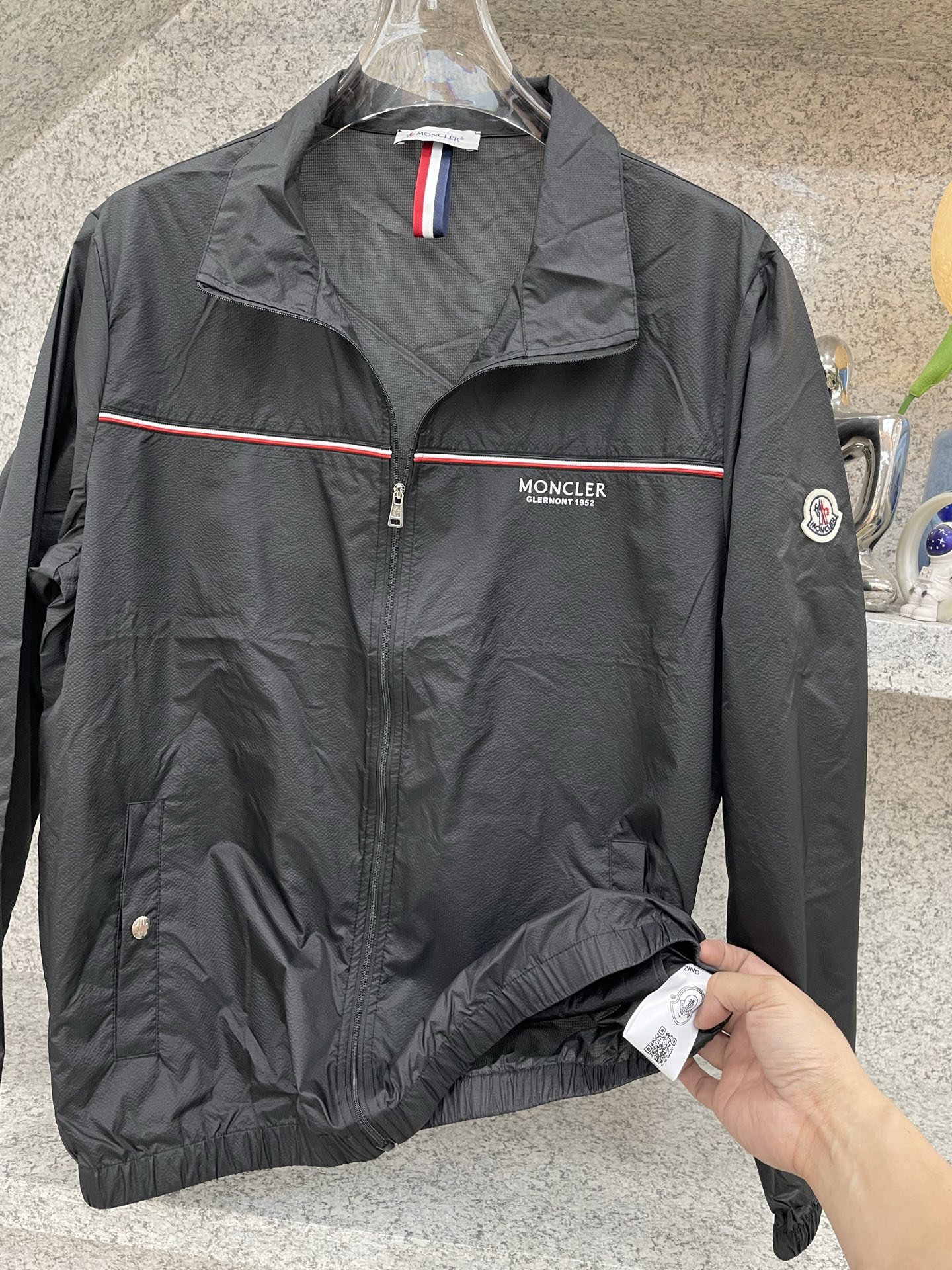 MC盟扣莱 🔈26年春夏新品 休闲防晒服外套，🥰夏日外出旅游必备！能有效的抵挡紫外线，使你的肌肤不会受到