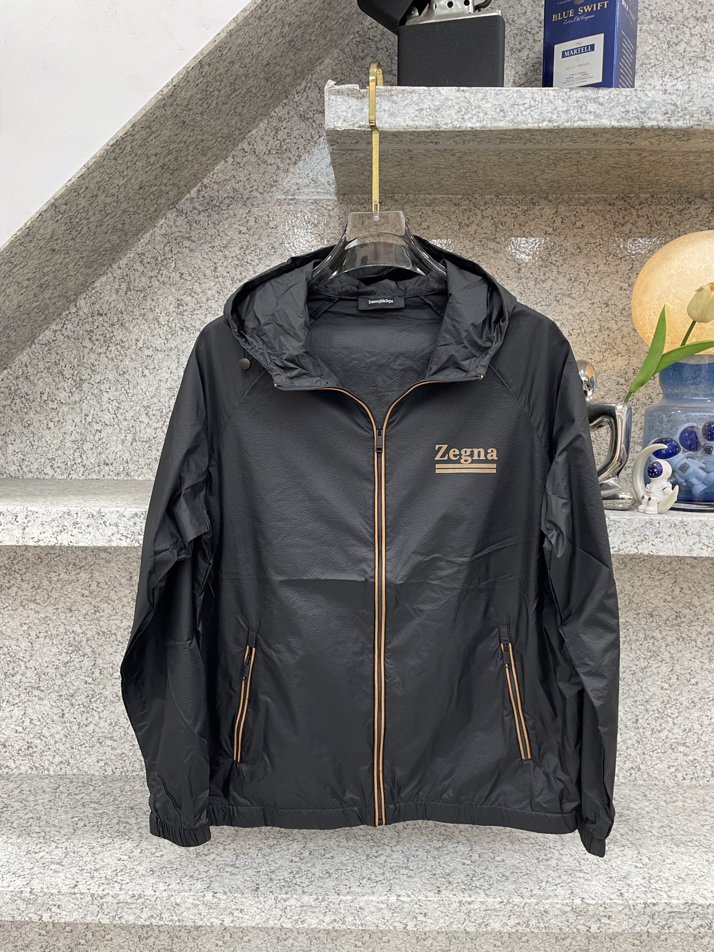 EZ杰尼亚🔈26年春夏新品 休闲防晒服外套，🥰夏日外出旅游必备！能有效的抵挡紫外线，使你的肌肤不会受到伤