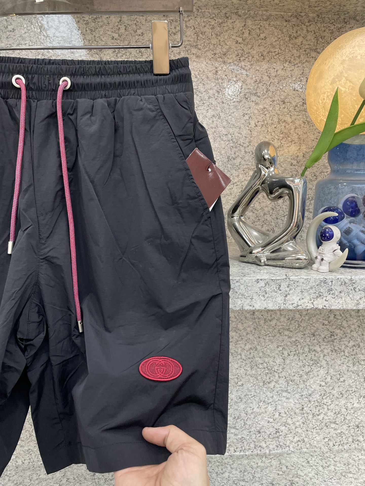 GUGUI古倚 2026XX夏季新款短裤🩳轻薄防风面料，透气舒适，夏天穿超合适！宽松版型+抽绳设计，松紧