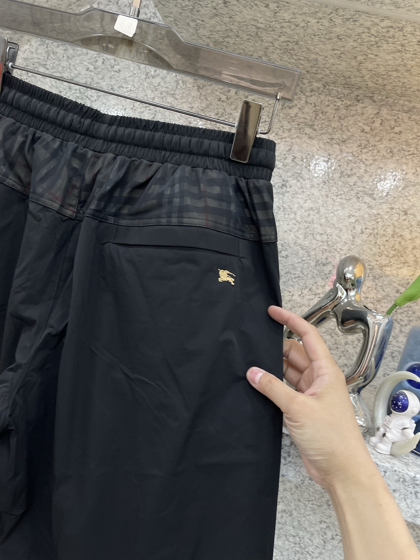 BBR 2026XX夏季新款短裤🩳轻薄防风面料，透气舒适，夏天穿超合适！宽松版型+抽绳设计，松紧随心调节