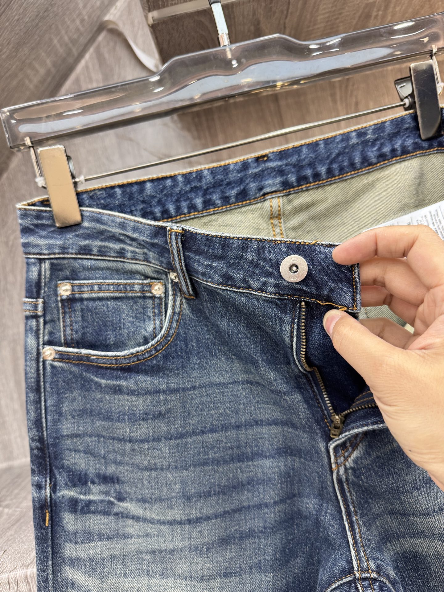 DIOR迪澳😘秋冬26👖新品牛仔裤 进口订制面料🆕柔软亲肤面料 颜色超级漂亮 奢华独家五皮牌 工艺+洗水外贸📝品质感细节