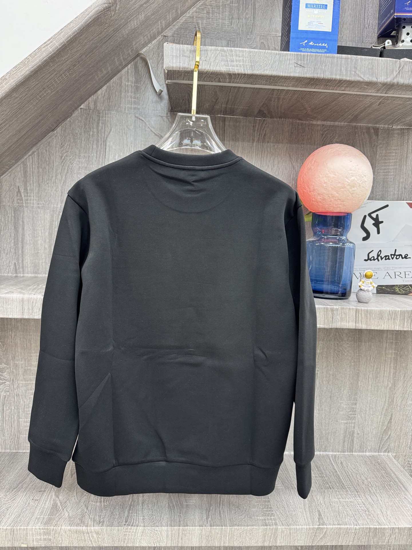 BUR博柏利🆕X26秋冬男装专柜官网新品🆕 爆款面料超好🔈人气推荐秋冬必备✅卫布男士圆领长袖 正面饰有经典图标刺绣元素设
