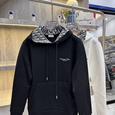 CD迪澳🔈X 2026秋冬新款连帽卫衣🆕🆕🆕原版五金辅料完整复刻‼️高品质空气层面料,软糯挺括不易变形,剪裁宽松不挑身形 CD迪澳🔈X 2026秋冬新款连帽卫衣🆕🆕🆕原版五金辅料完整复刻‼️高品质空气层面料,软糯挺括不易变形,剪裁宽松不挑身形