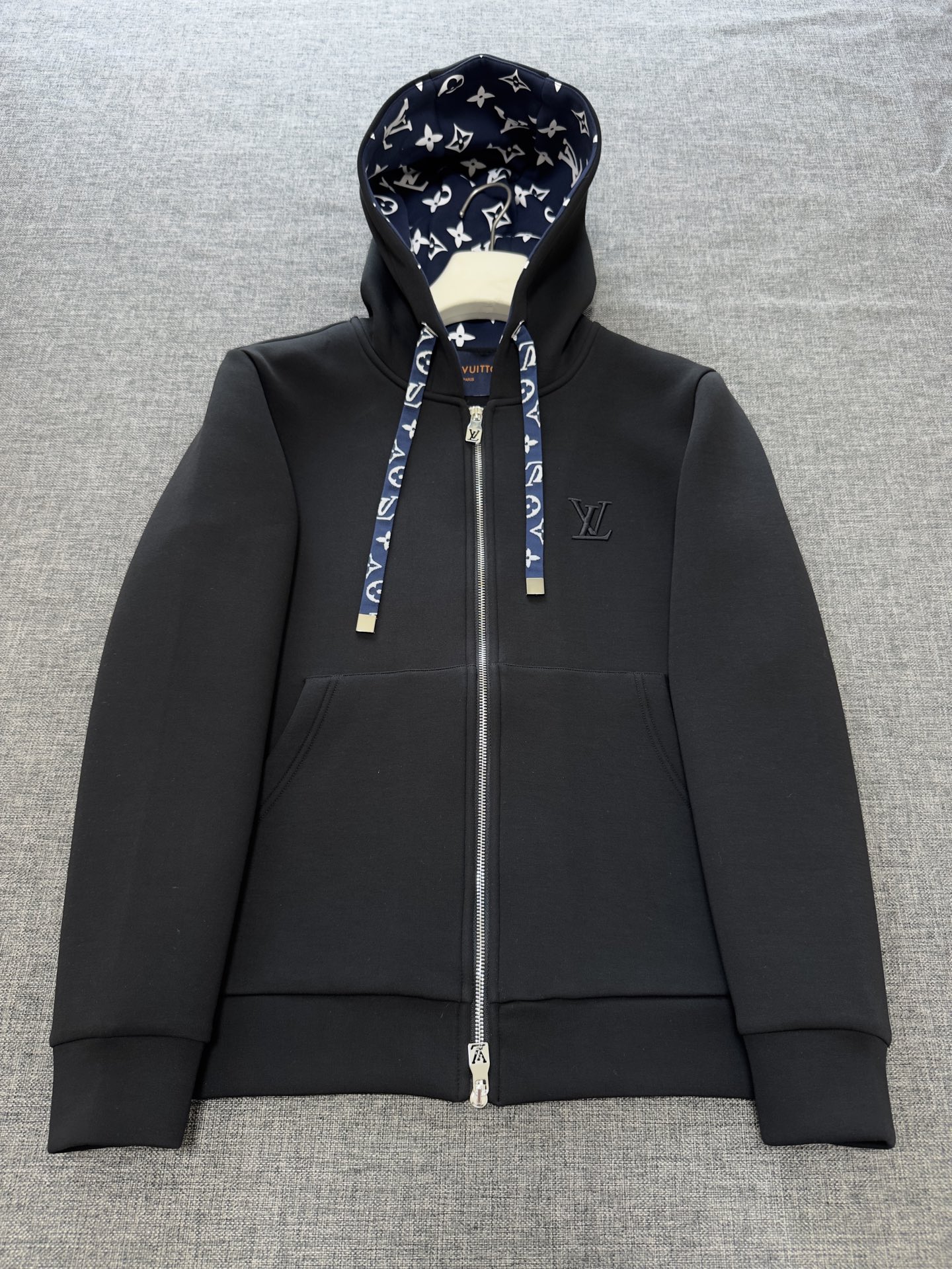 NO:525902,Details X111, alexander wang19860909细节图X111,,alexander wang,Men's clothing