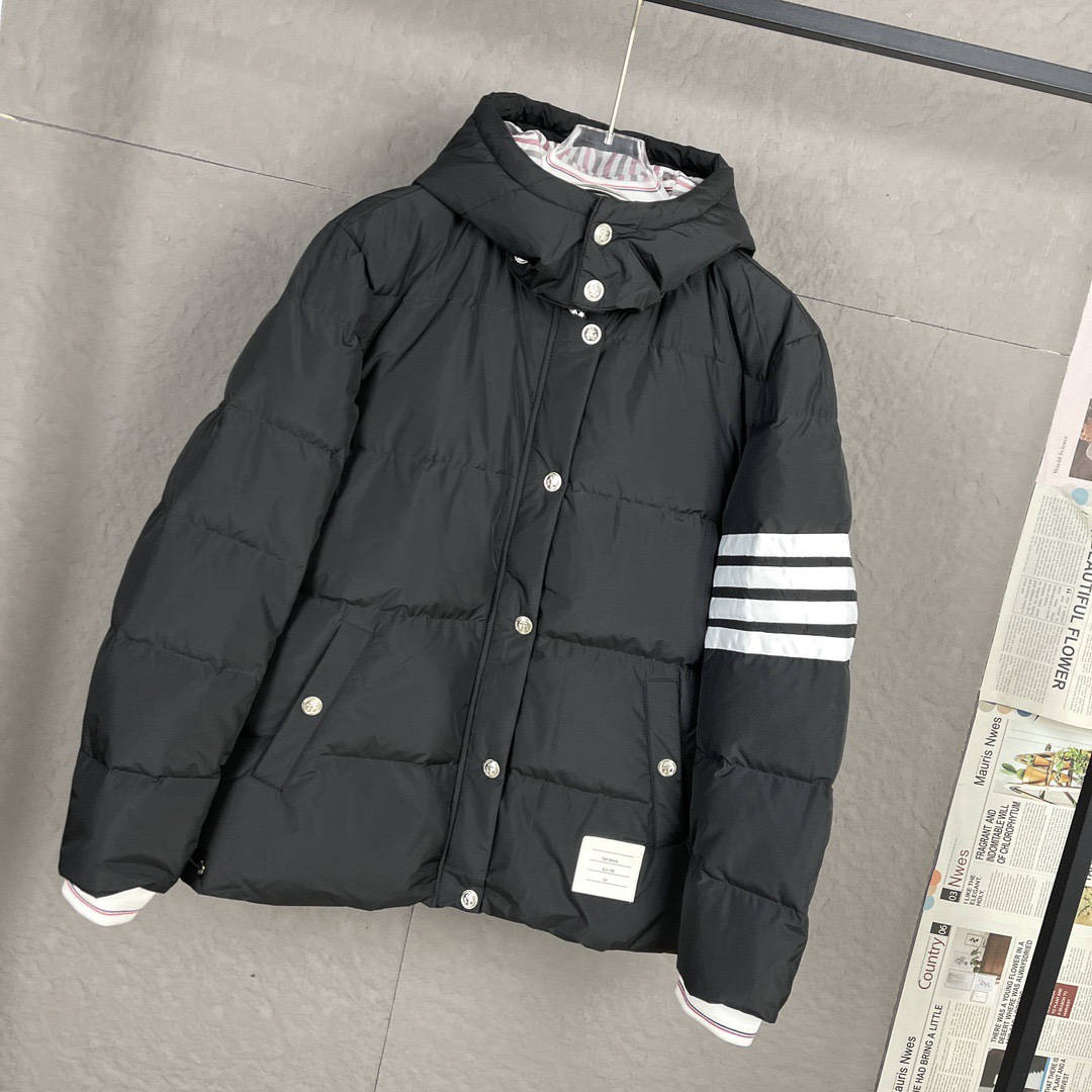 TB2024冬季最新品立领羽绒服！官网同步！简约干练沉稳羽绒夹克款外套简洁流畅线条感绝对是吸引回头率的利