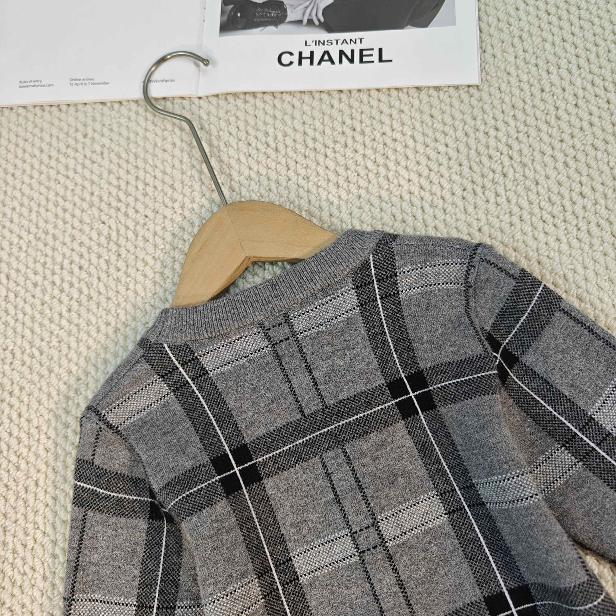 Tom’s New Knitting Sweater Collection for Kids and Men: Insulated and Stylish Tops - 图片 8