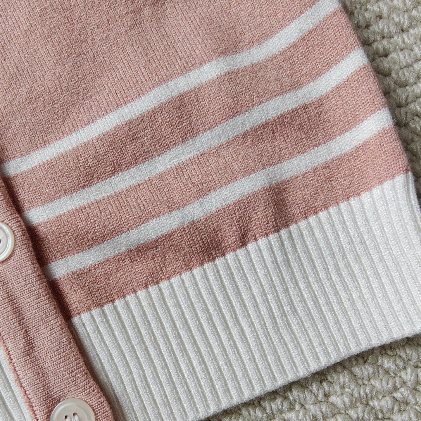 TB2025s Spring New Child Knitting Shirts with Insulation: Soft, Comfortable, and Stylish - 图片 5