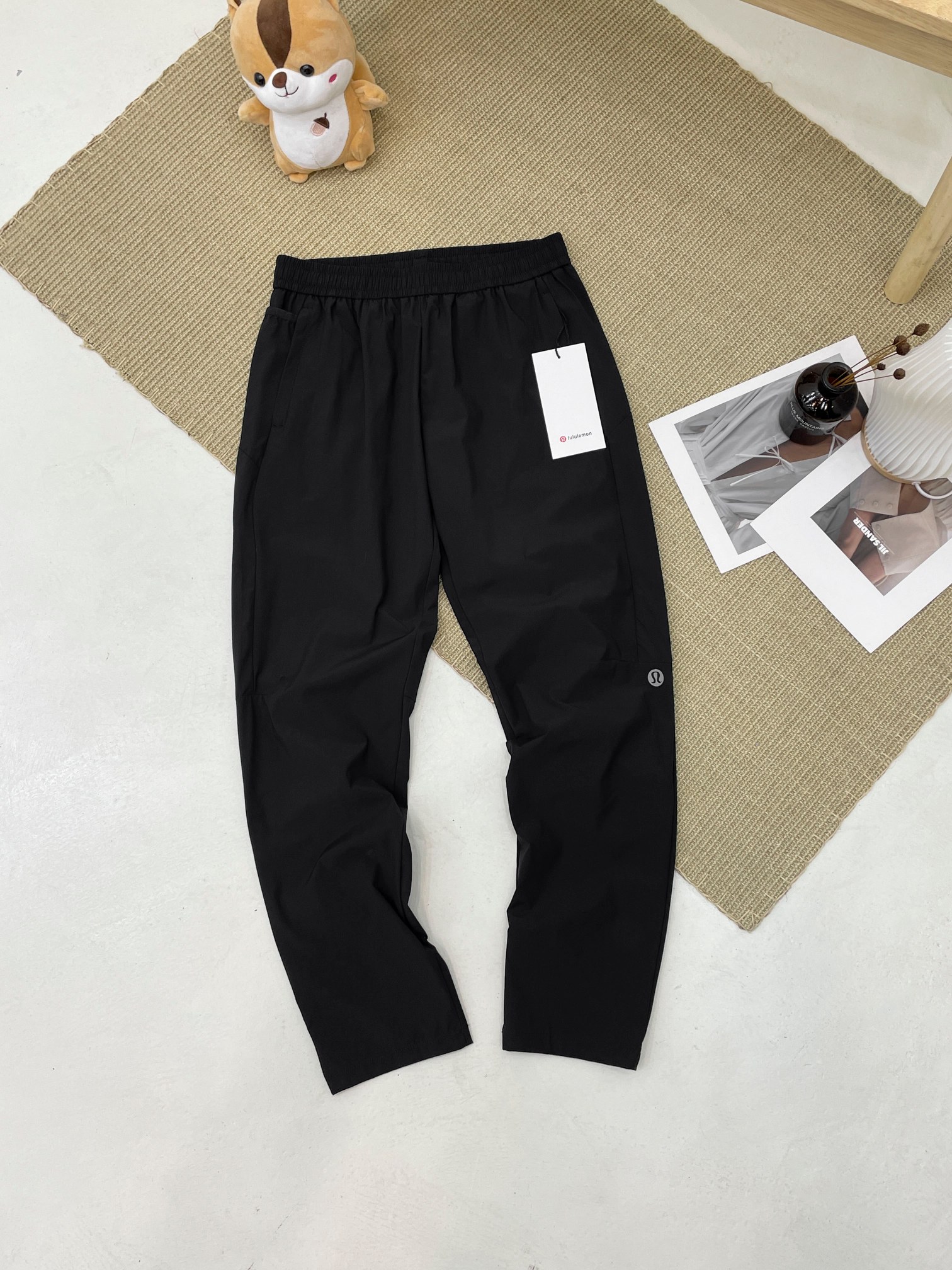 Lulu Men's Bottoms Lululemon ® athletica Men's — photo 3