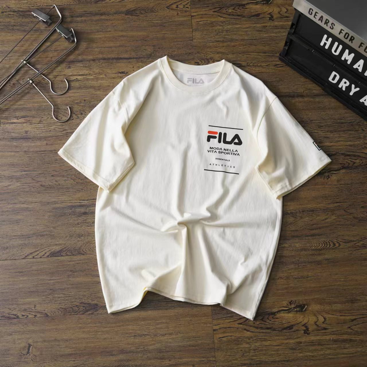 Alternative view of T-Shirt 04135