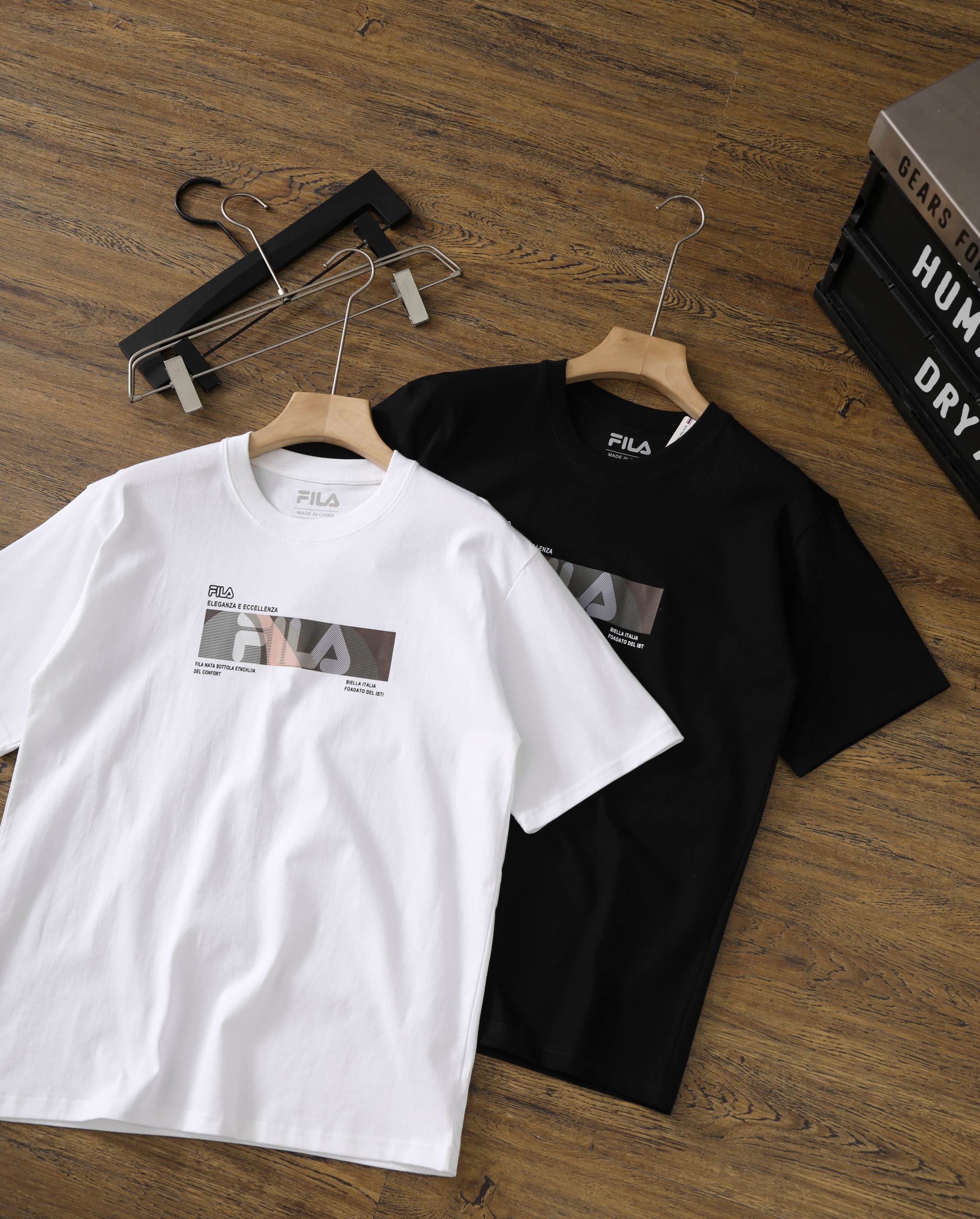 Alternative view of T-Shirt 04139