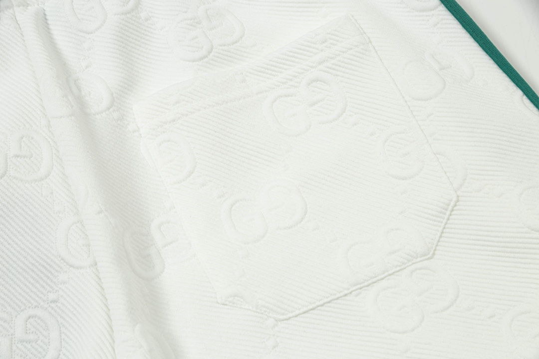 “Gucci Classic Full-Print Band Jacket: High-Quality, Comfortable, White, Multiple Sizes Available” - 图片 7