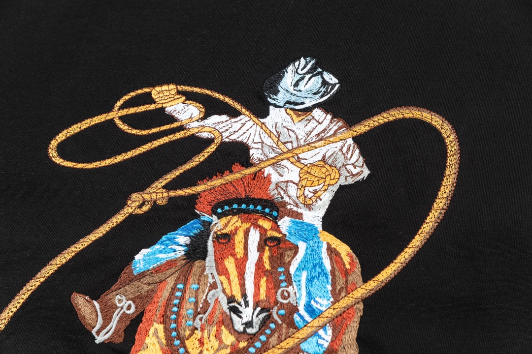 Louis Vuitton Black Cotton T-Shirt with Cowboy Embroidery - Unisex Style 4 i1734019096 7194 6