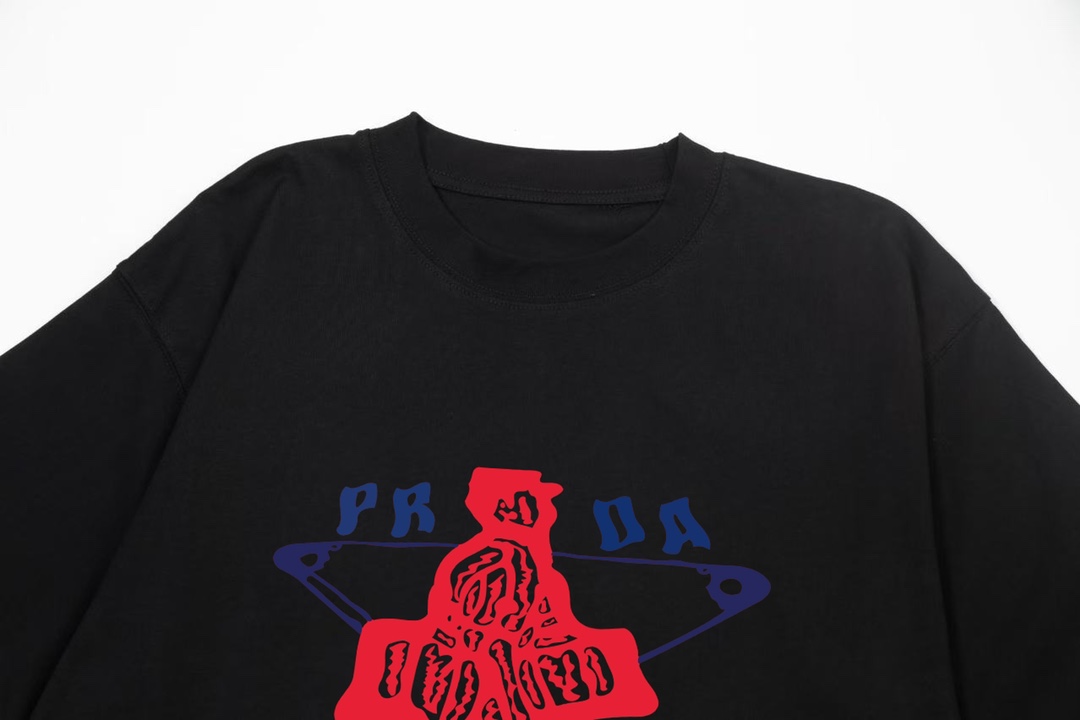 Prada Retro Logo Graphic Print Short Sleeve T-Shirt | Unisex Cotton Tee 5 i1734192960 4501 6