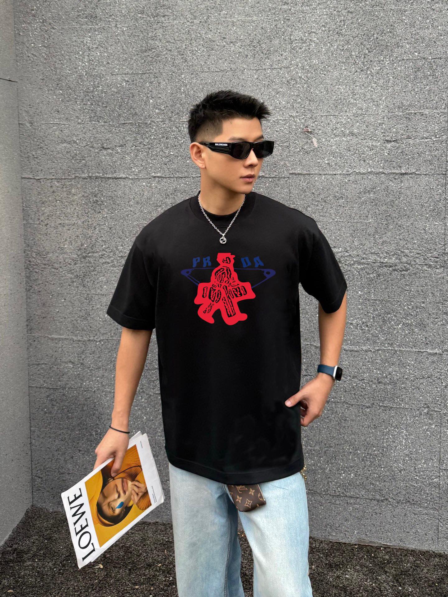 Prada Retro Logo Graphic Print Short Sleeve T-Shirt | Unisex Cotton Tee 10 i1734192960 5082 2