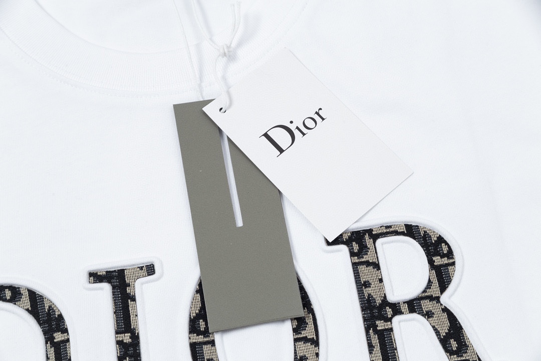 Dior Jacquard Patchwork Embroidery T-Shirt, Retro-Inspired, Unisex Style 4 i1734620351 3565 6