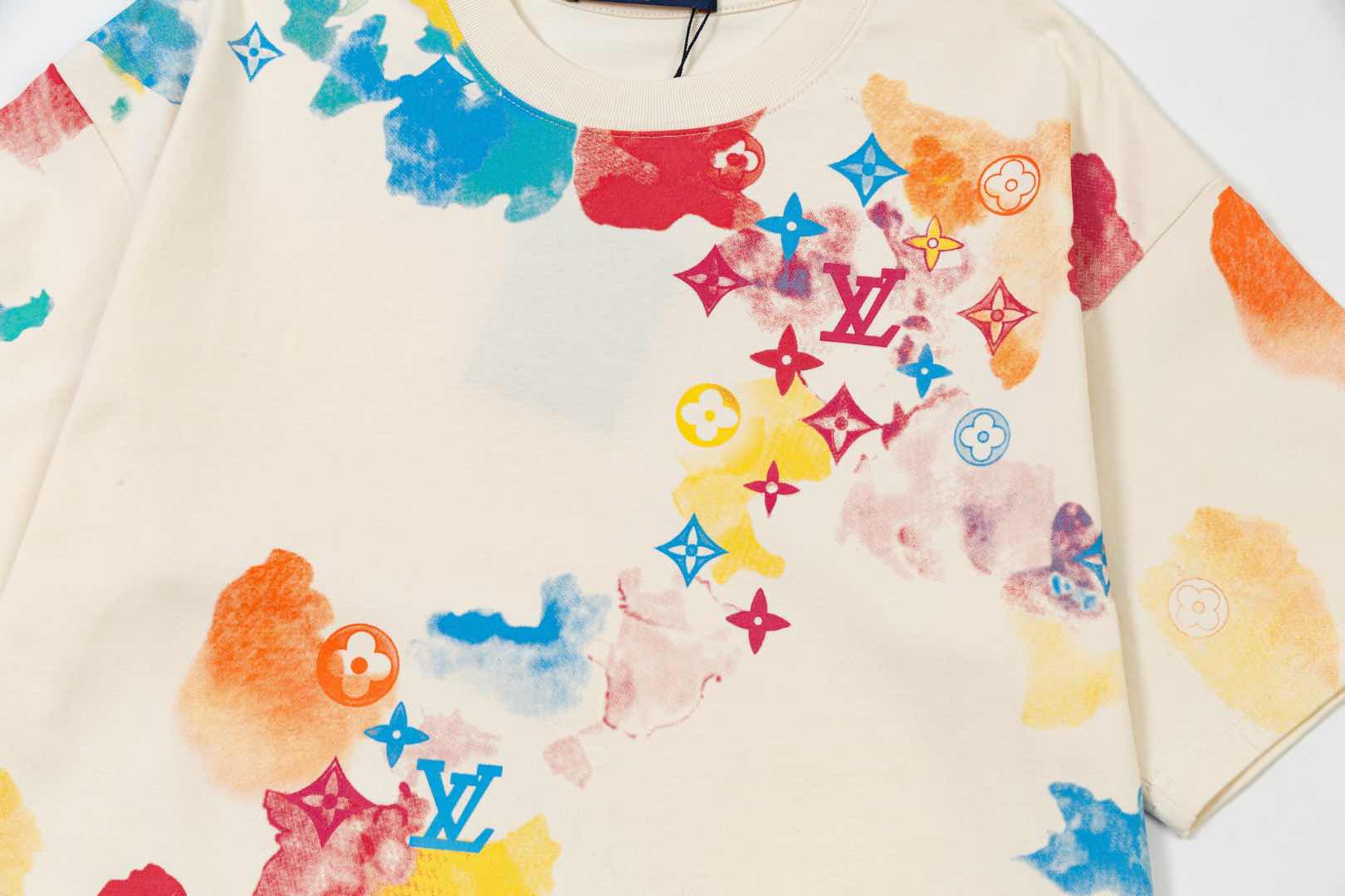 Louis Vuitton Multicolor Monogram Print T-Shirt, Unisex, Short Sleeve 4 i1735456789341 6960 0 3