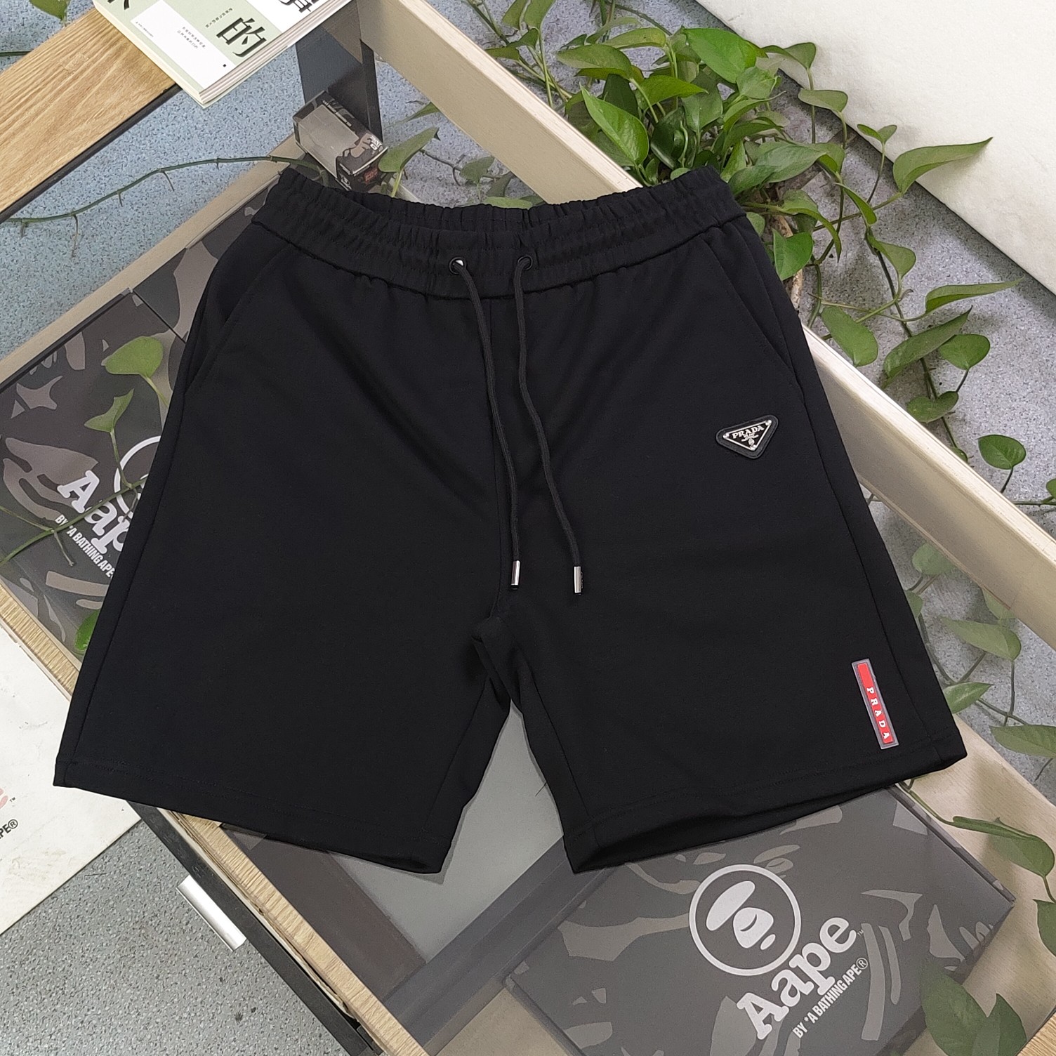 Prada AAA+
 Clothing Shorts Black Unisex Casual ZsF83002