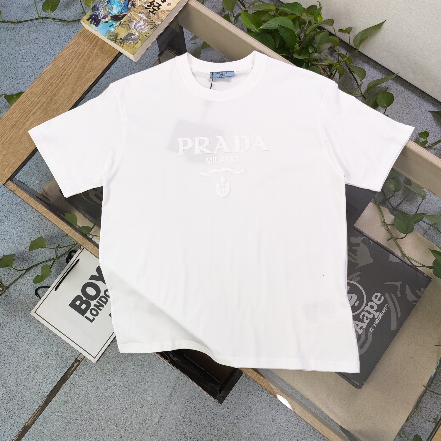 Prada 7 Star
 Clothing T-Shirt Black White Printing Unisex Short Sleeve