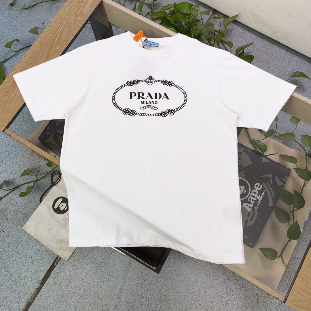 Prada Kaufen Kleidung T-Shirt Schwarz Weiß Drucken Unisex Baumwolle Kurzarm