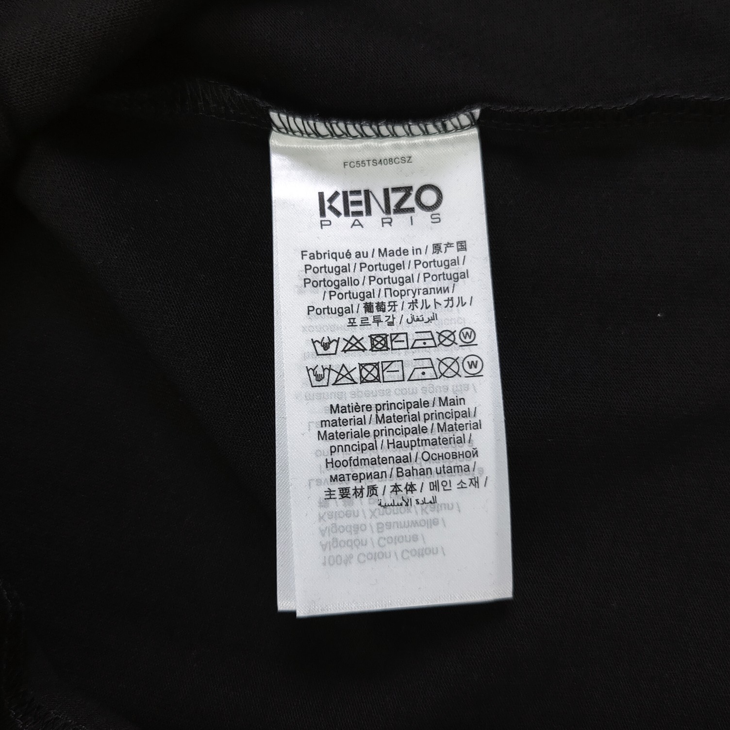 💰90
【款号：Su717】高版本
2025新款KENZO高田贤三刺绣老虎头图案logo绣花休闲情侣短袖T恤，简单整洁的配色，吸睛且高端大气，胸前几十万针精工刺绣，依然保持一丝不苟的严谨态度，给您高端品质，采用最受欢迎的丝光棉精棉面料，优质透气，舒适凉爽。内里刺绣处，网纱处理，亲肤舒适，男女同款！
颜色：黑色
尺码：S～XL
    肩宽 胸围 衣长
S    42    100   65
M    44   104   67
L    46   108   69
XL  48    112   71
（注：手工测量，误差1-2cm）