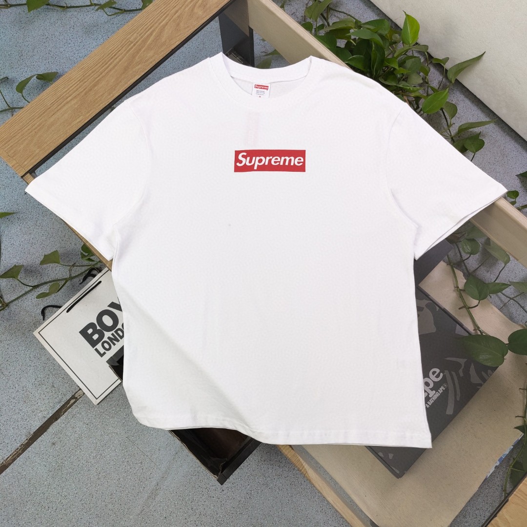 Supreme Clothing T-Shirt Replcia Cheap From China
 Red White Printing Unisex Combed Cotton Short Sleeve